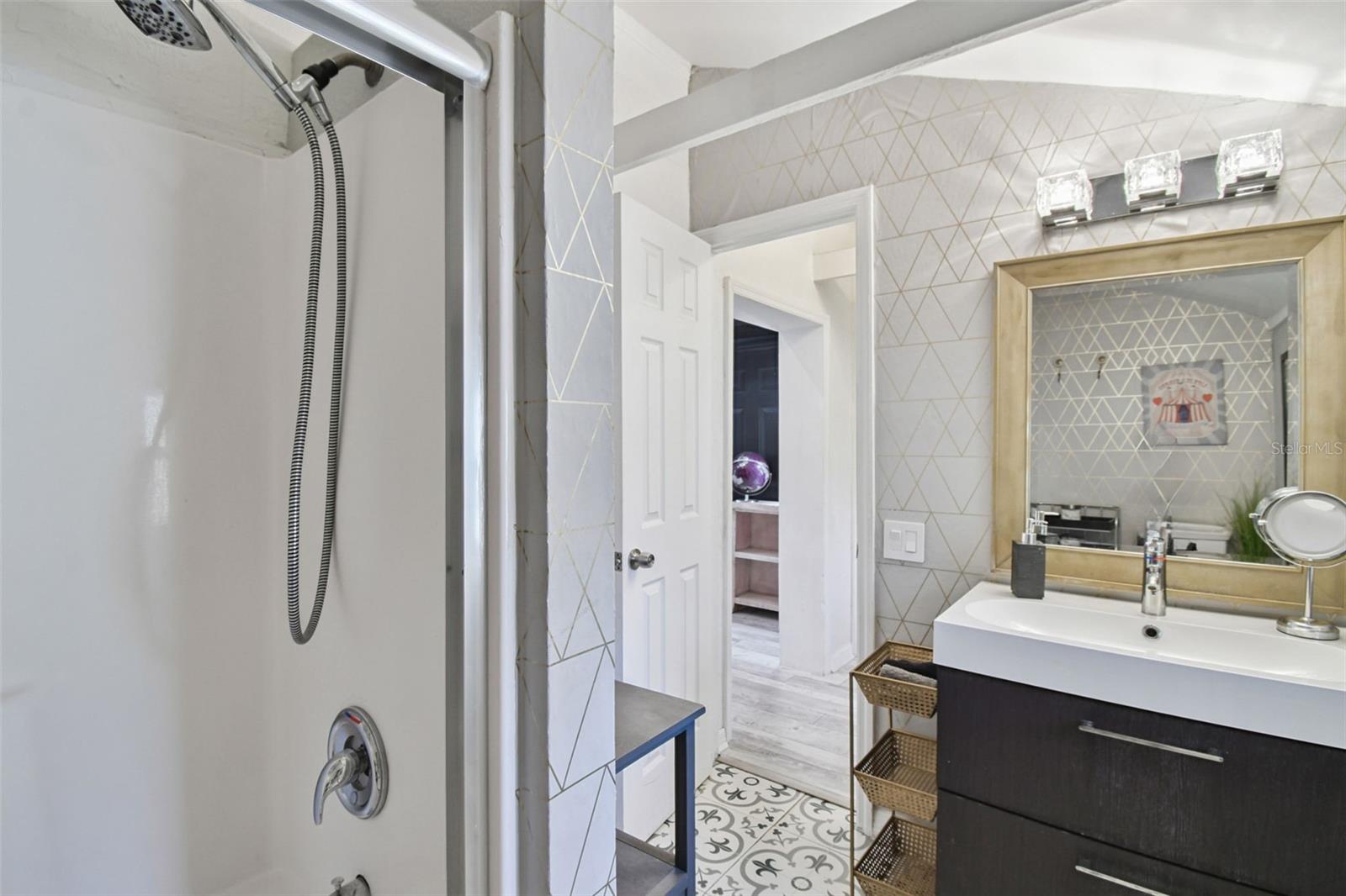 GANDY BLVD PARK - Residential Lease