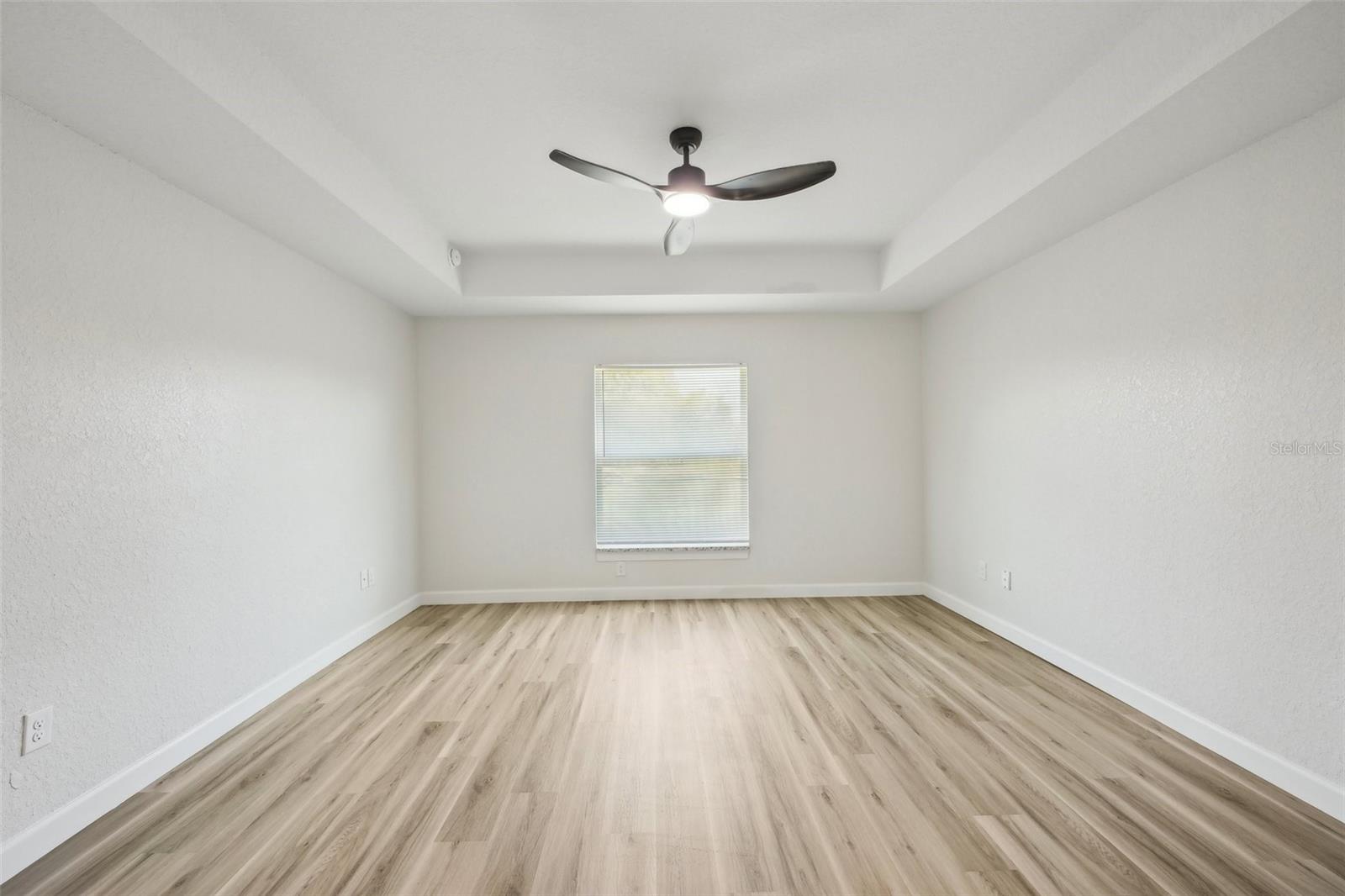 JUMPER CRREK MANOR - Residential