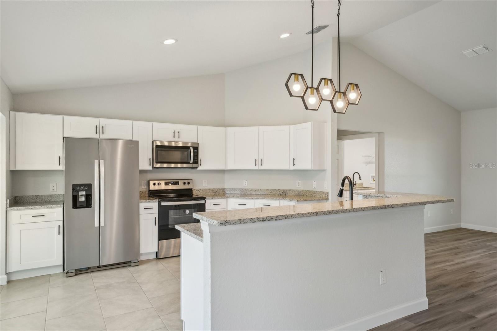 JUMPER CRREK MANOR - Residential