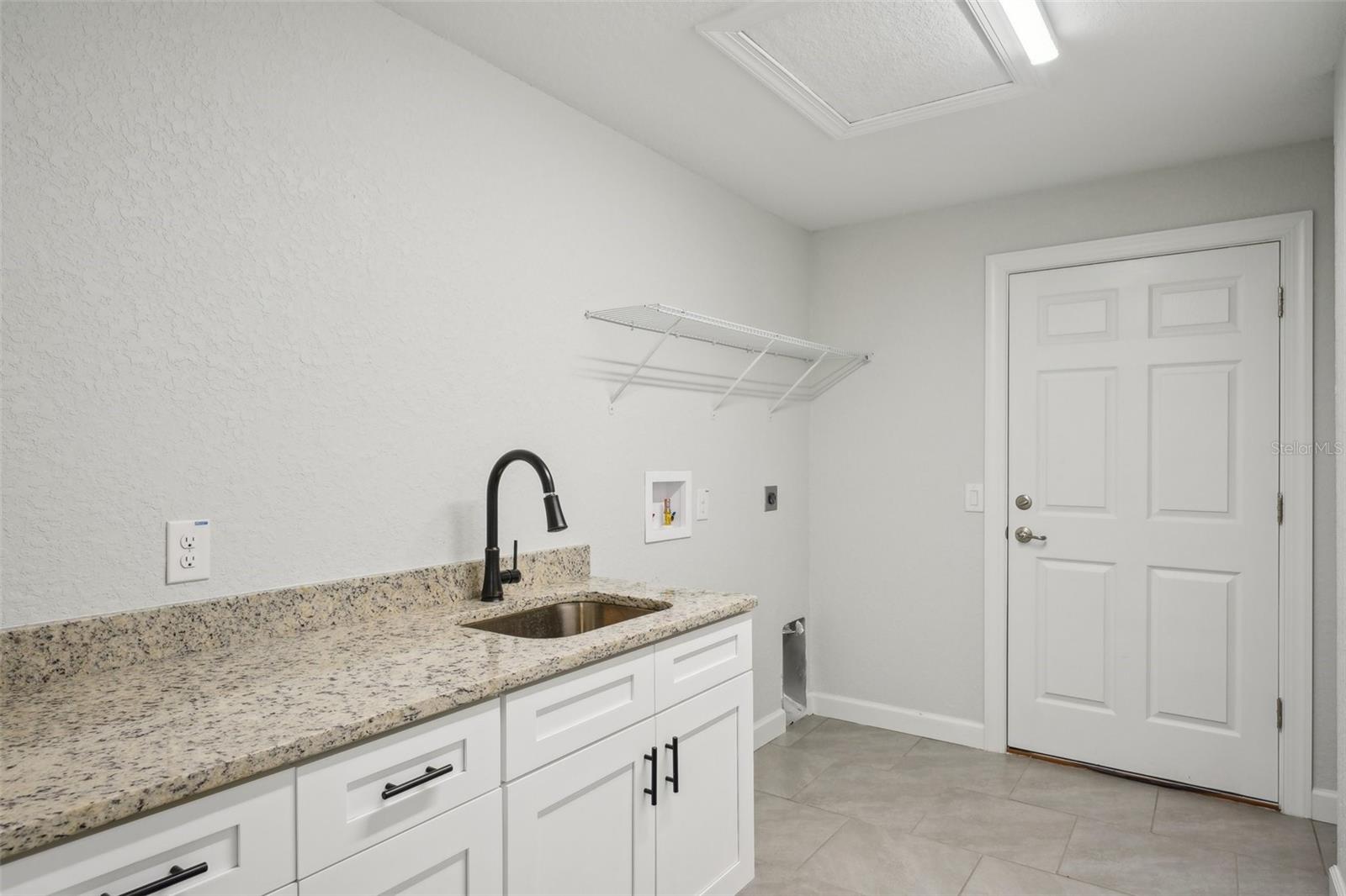 JUMPER CRREK MANOR - Residential