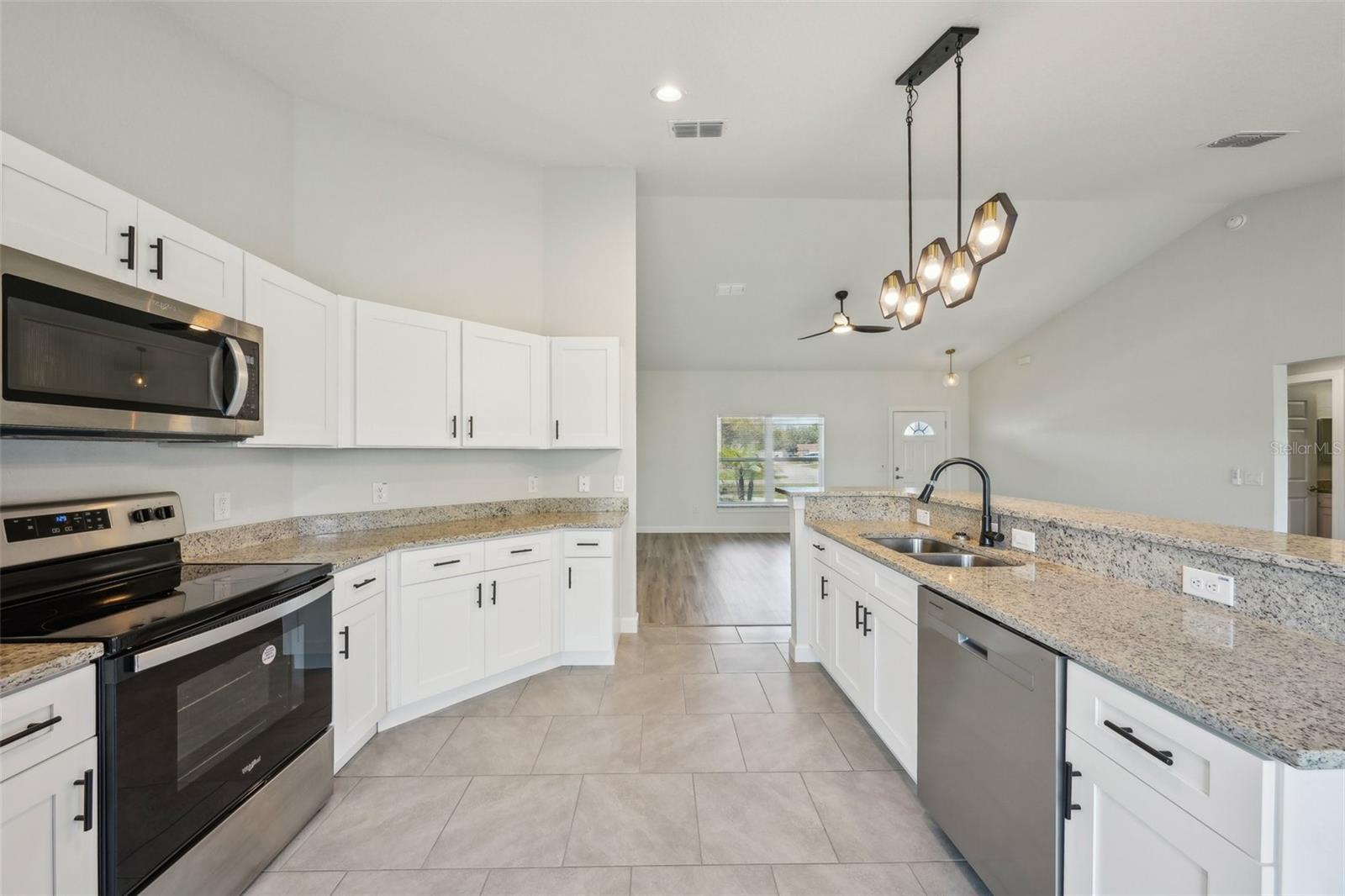 JUMPER CRREK MANOR - Residential