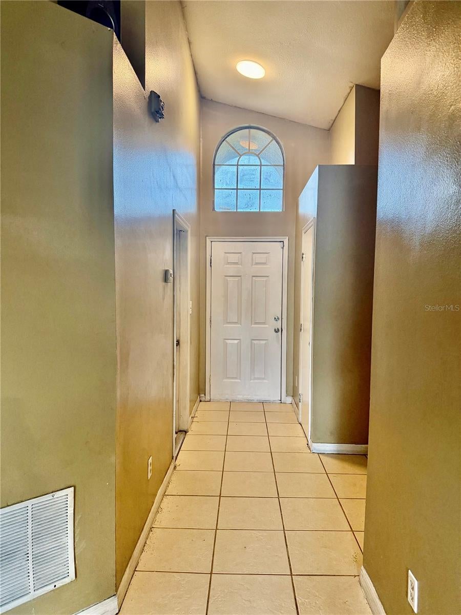 7912 ANTIBES COURT