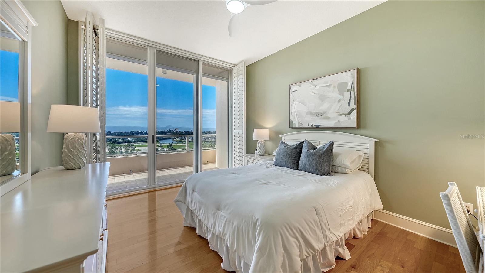 GRAND BAY 1 - Residential