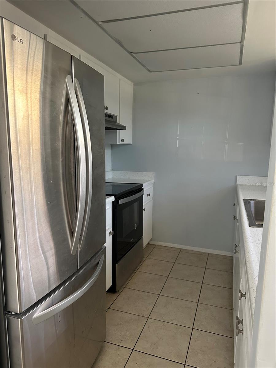 IMPERIAL COURT APT - Residential Lease