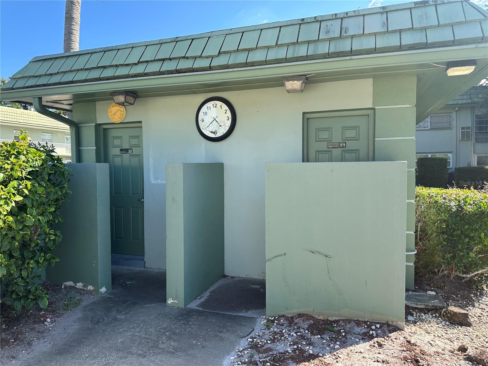 IMPERIAL COURT APT - Residential Lease