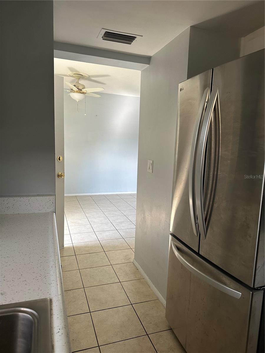 IMPERIAL COURT APT - Residential Lease