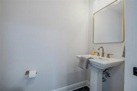 Tiny photo for 129 SE Watula Avenue, Ocala, FL 34471 (MLS # OM721551)