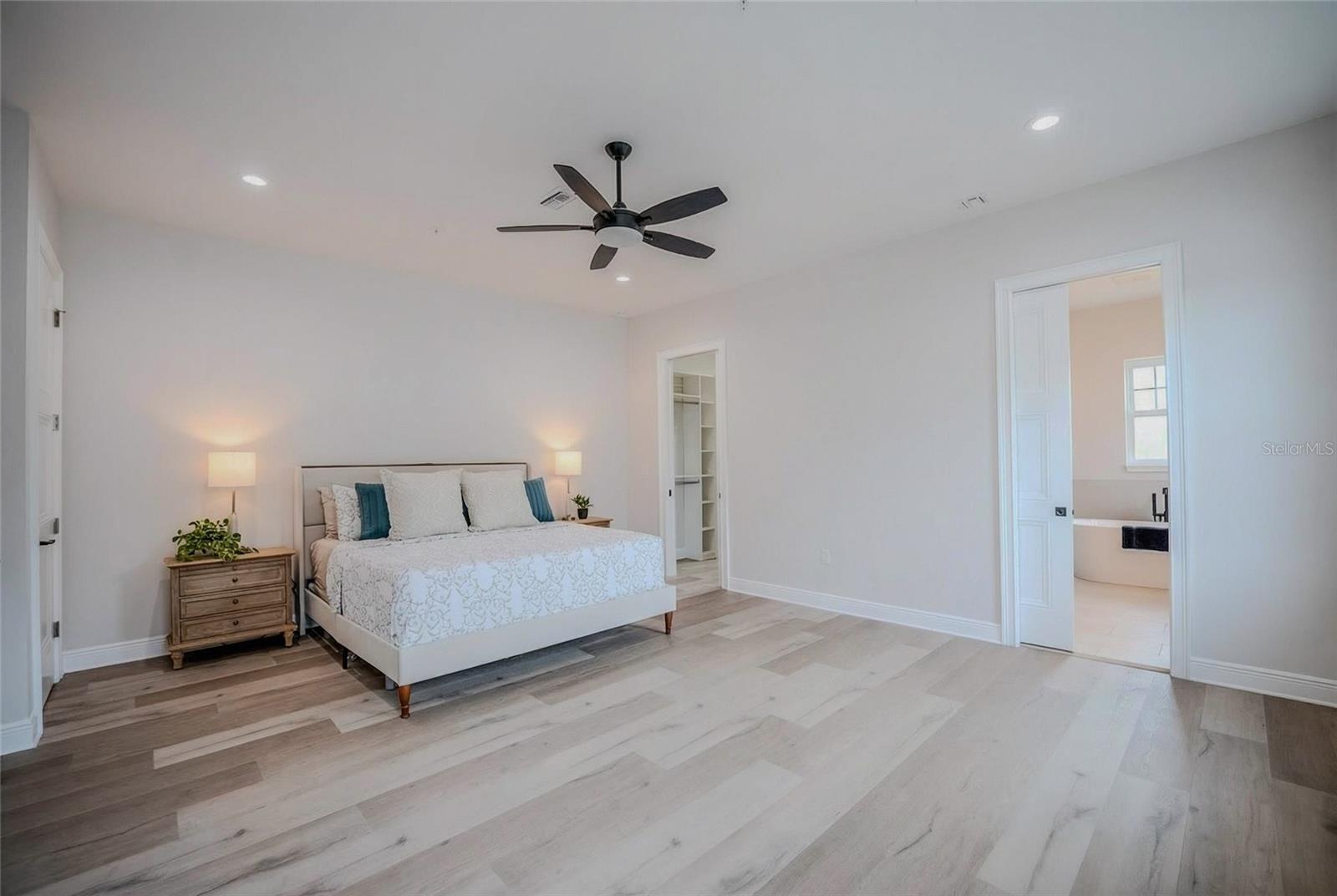 WATULA SOUTH - Residential