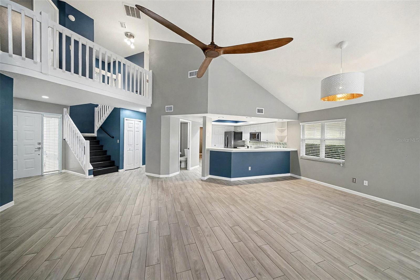 TAMPA PALMS UNIT 4B REP OF - Residential