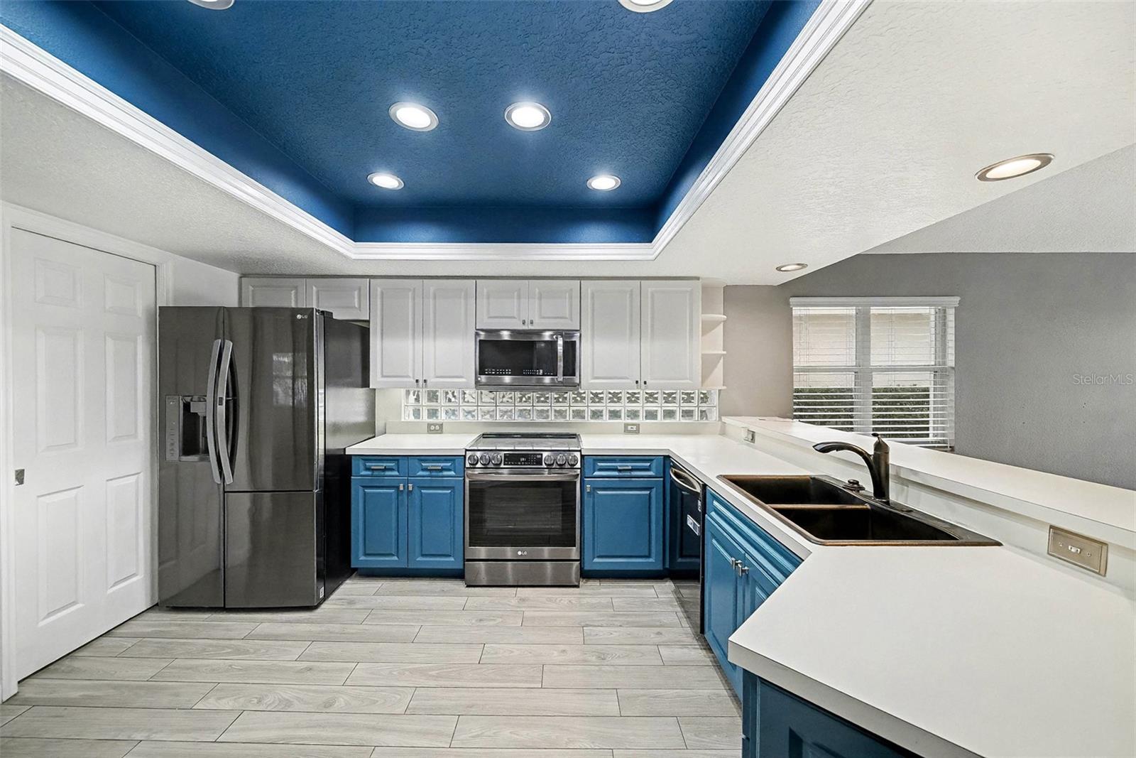 TAMPA PALMS UNIT 4B REP OF - Residential