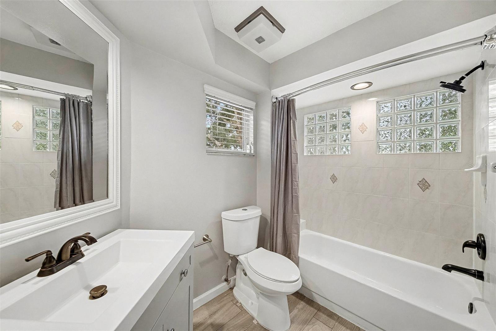 TAMPA PALMS UNIT 4B REP OF - Residential