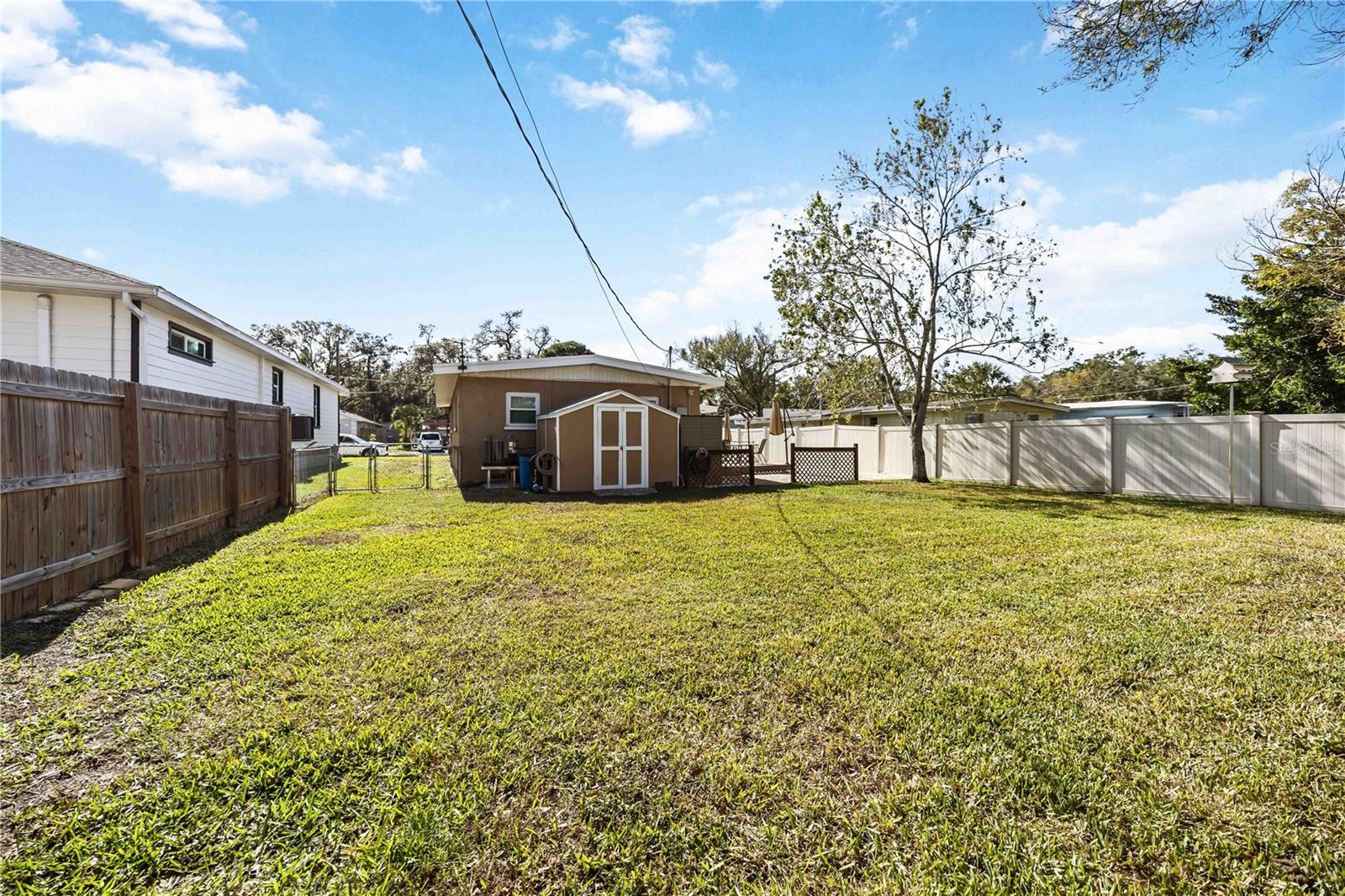 MANATEE GARDENS SECOND SEC - Residential