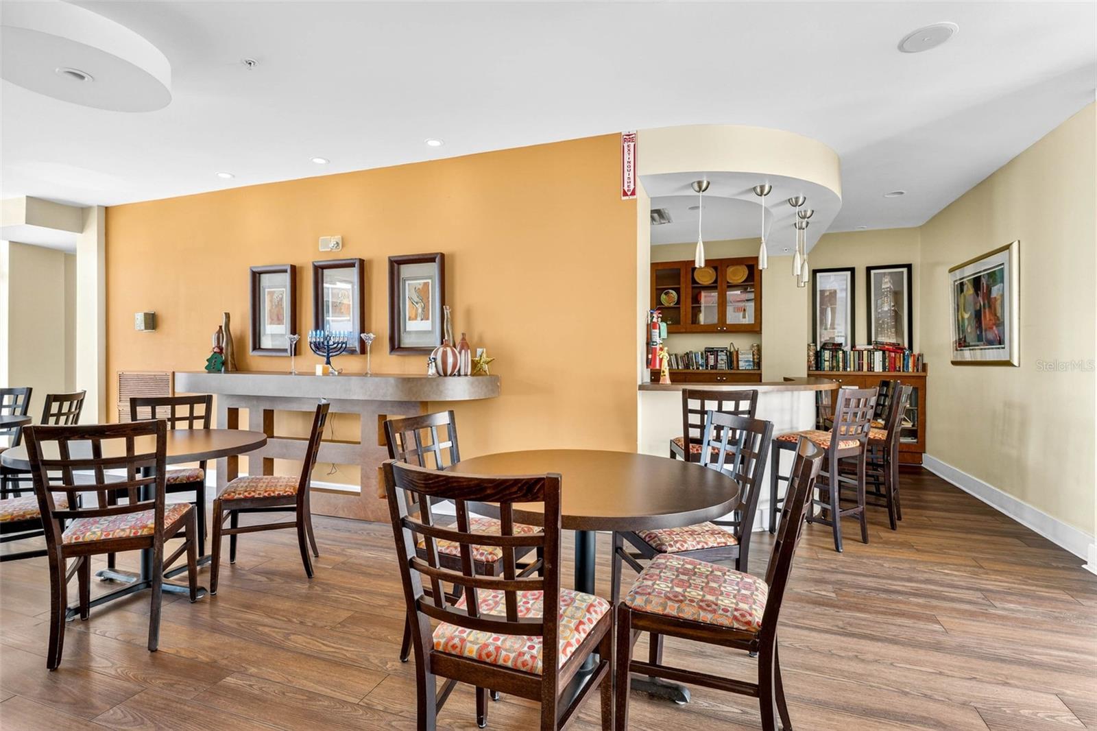 BEACON ON 3RD ST THE - Residential