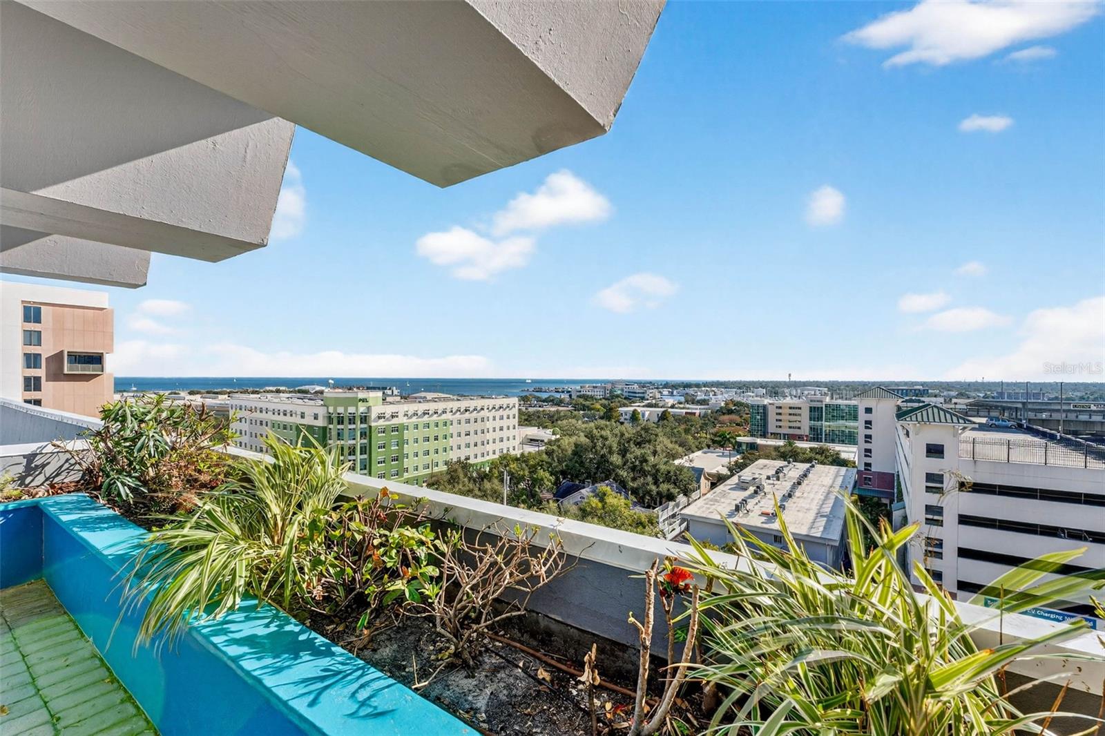 BEACON ON 3RD ST THE - Residential