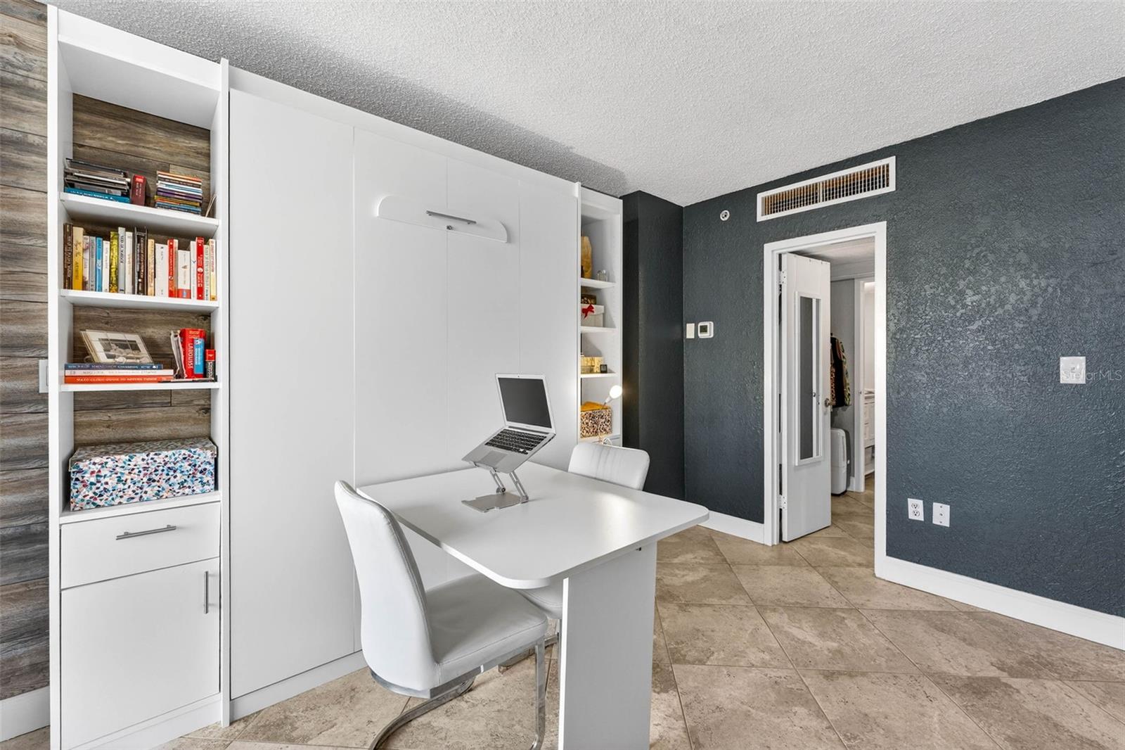 BEACON ON 3RD ST THE - Residential