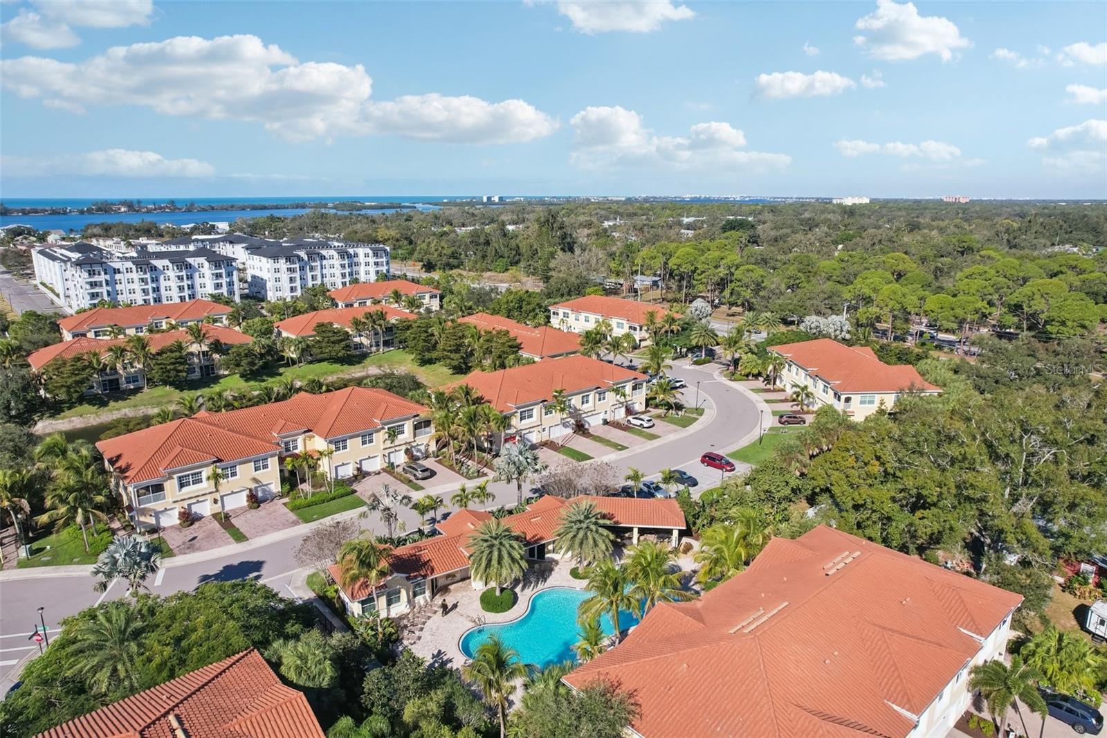 BAY STREET VILLAGES - Residential