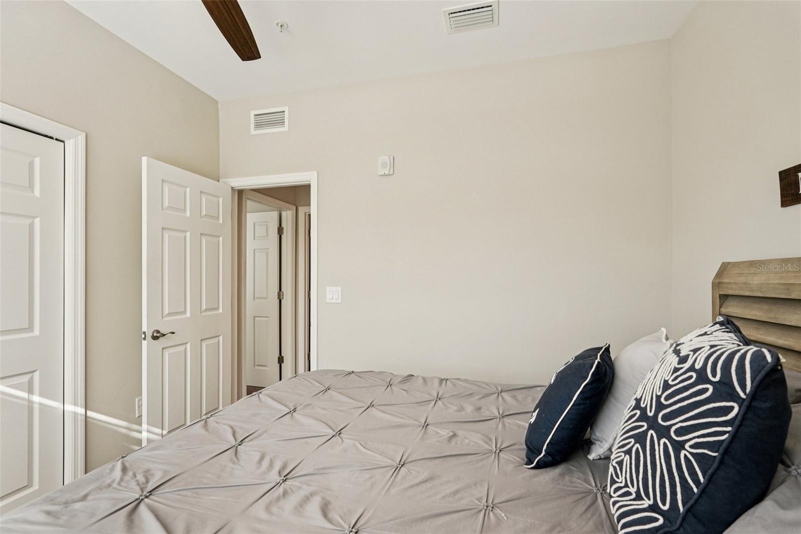 BAY STREET VILLAGES - Residential