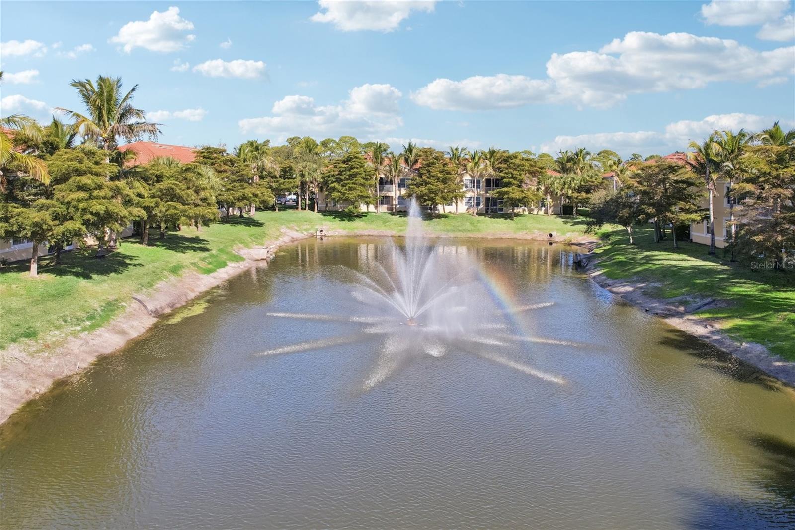 BAY STREET VILLAGES - Residential