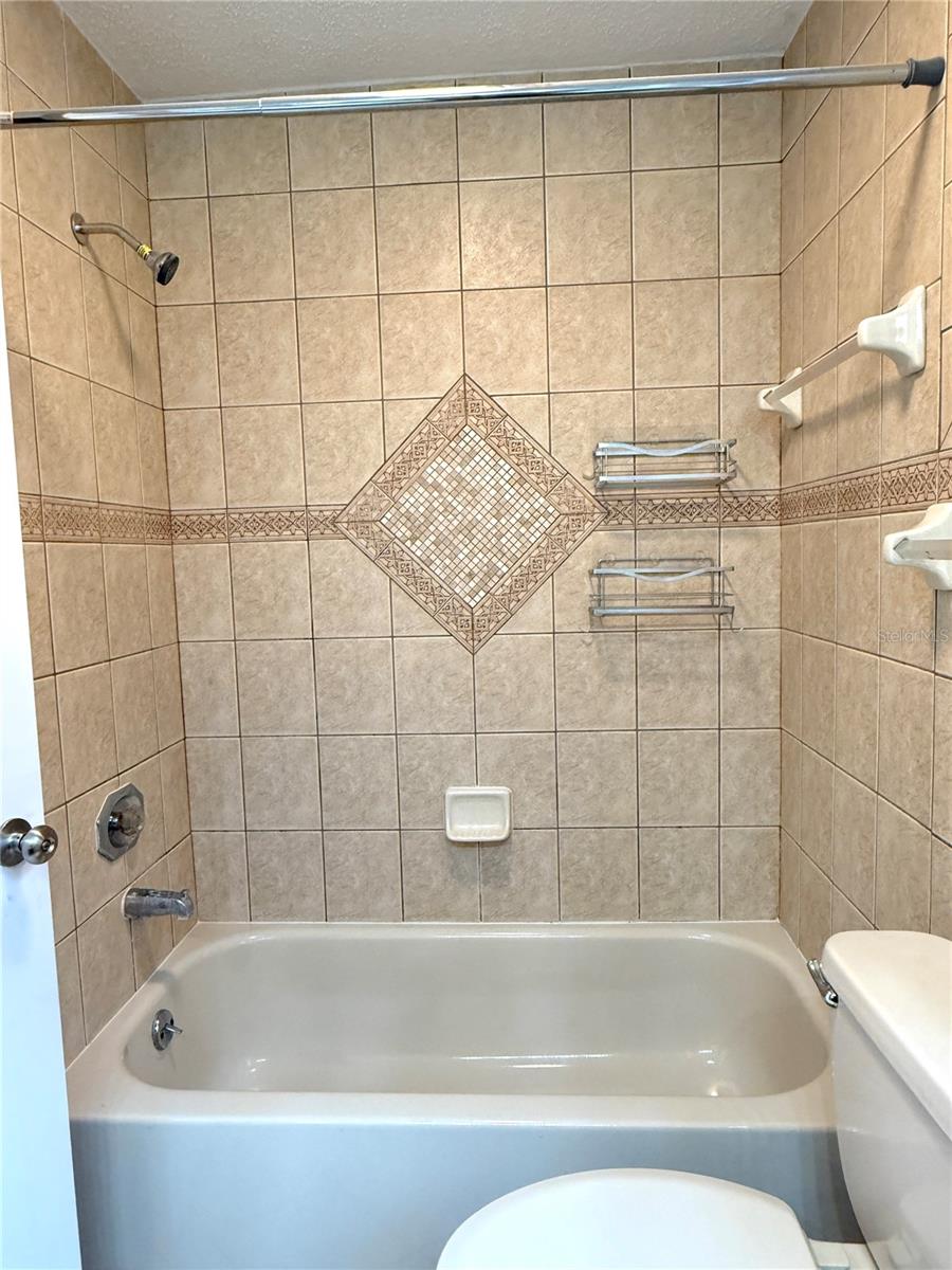 PEPPERMILL II AT PROVIDENCE LA - Residential Lease