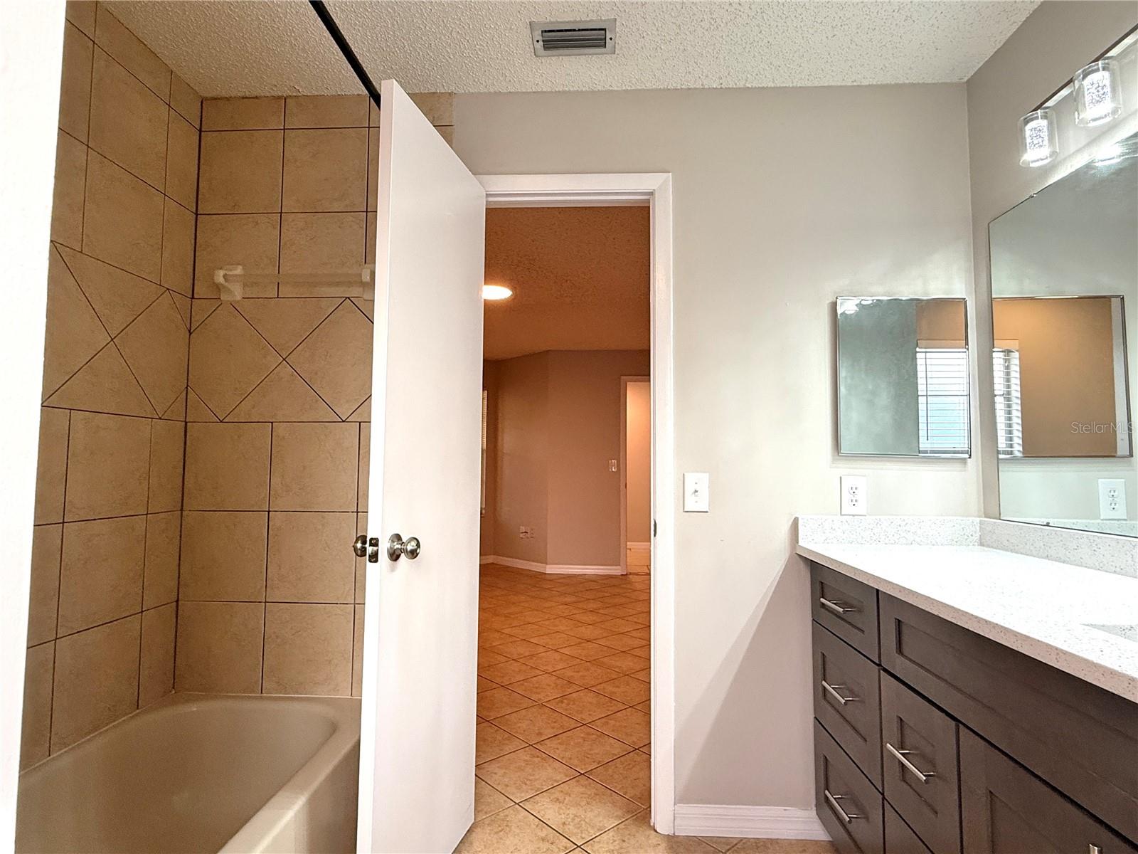 PEPPERMILL II AT PROVIDENCE LA - Residential Lease