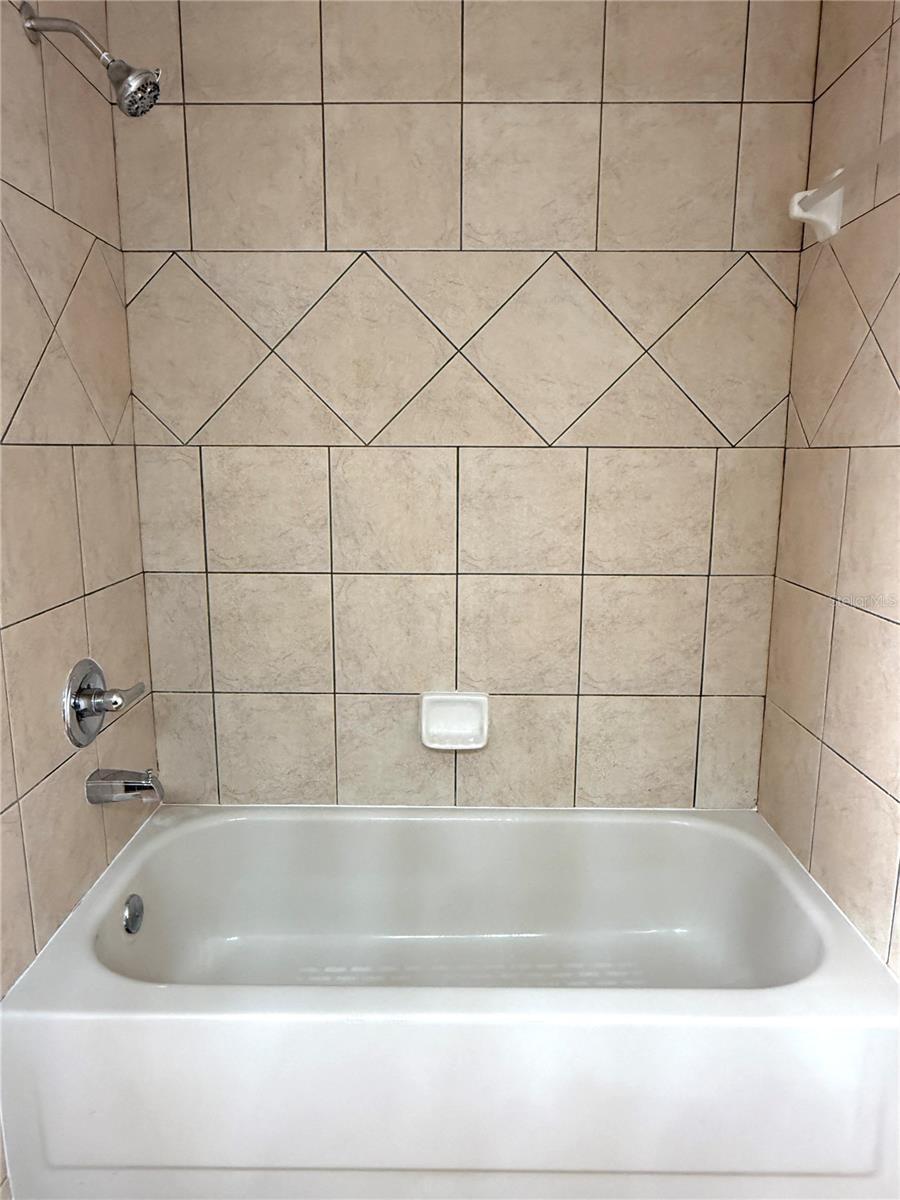 PEPPERMILL II AT PROVIDENCE LA - Residential Lease