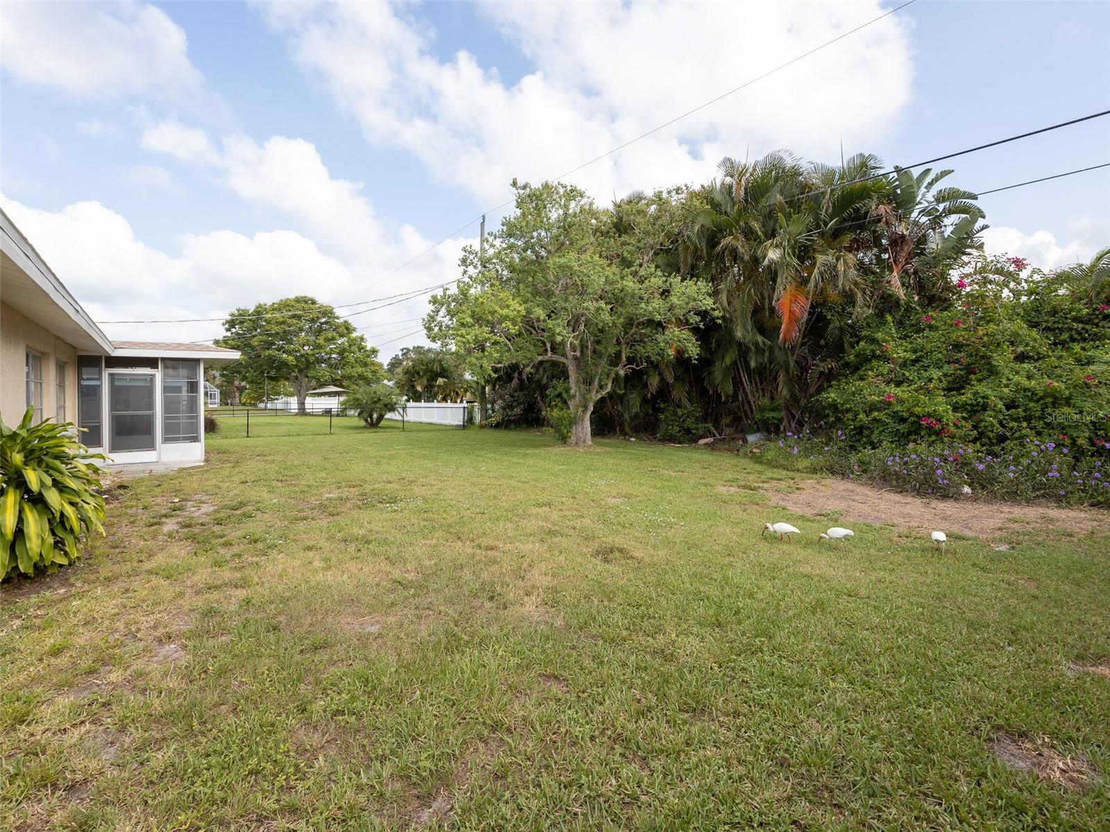 BAY VISTA BLVD - Residential