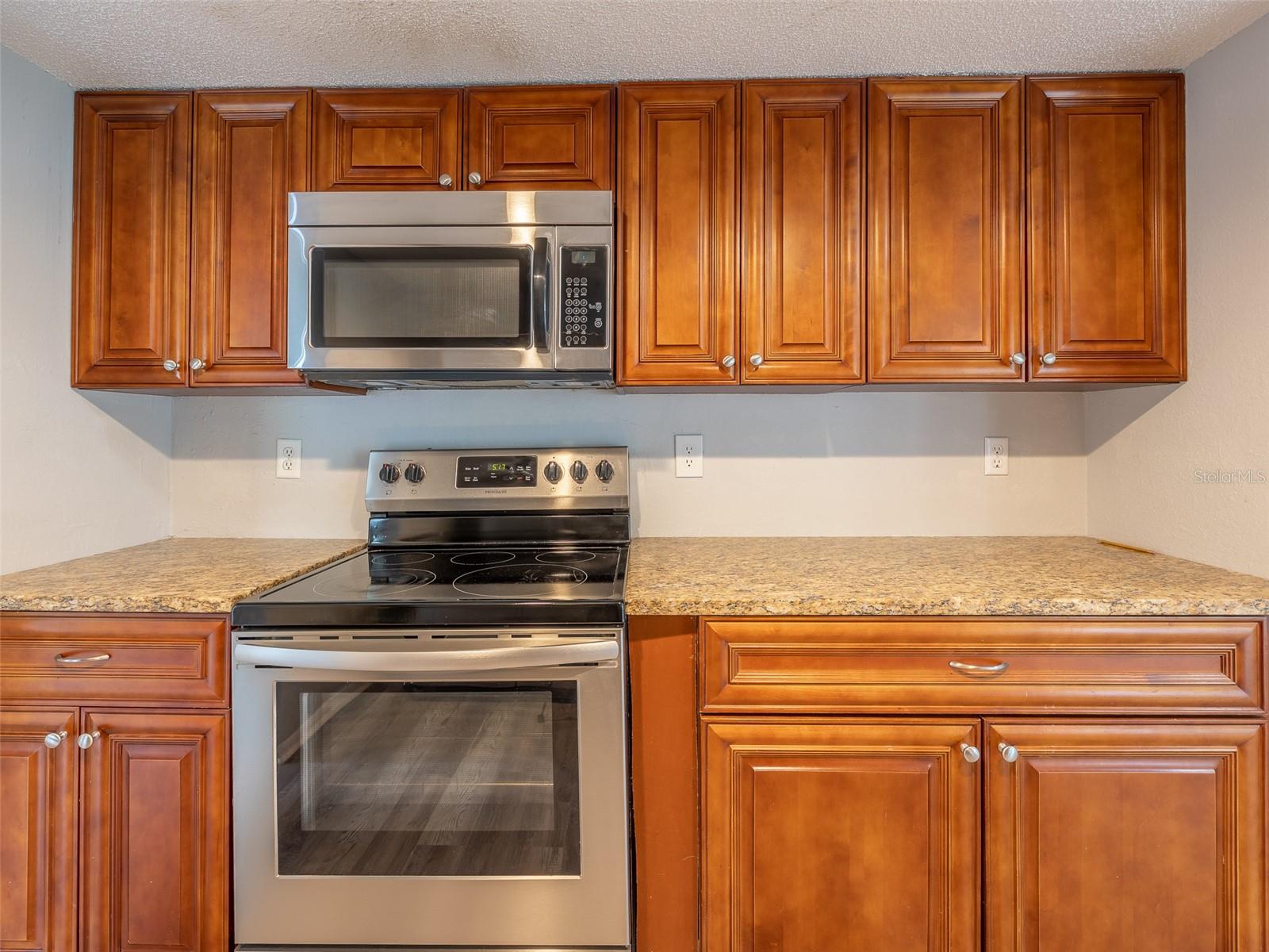 BAY VISTA BLVD - Residential