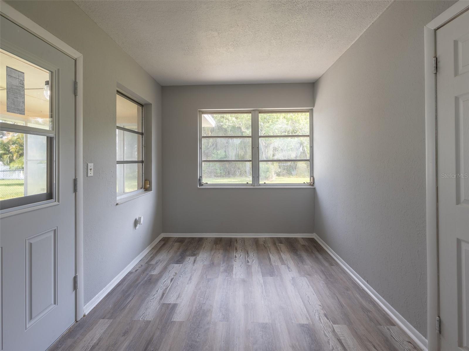 BAY VISTA BLVD - Residential