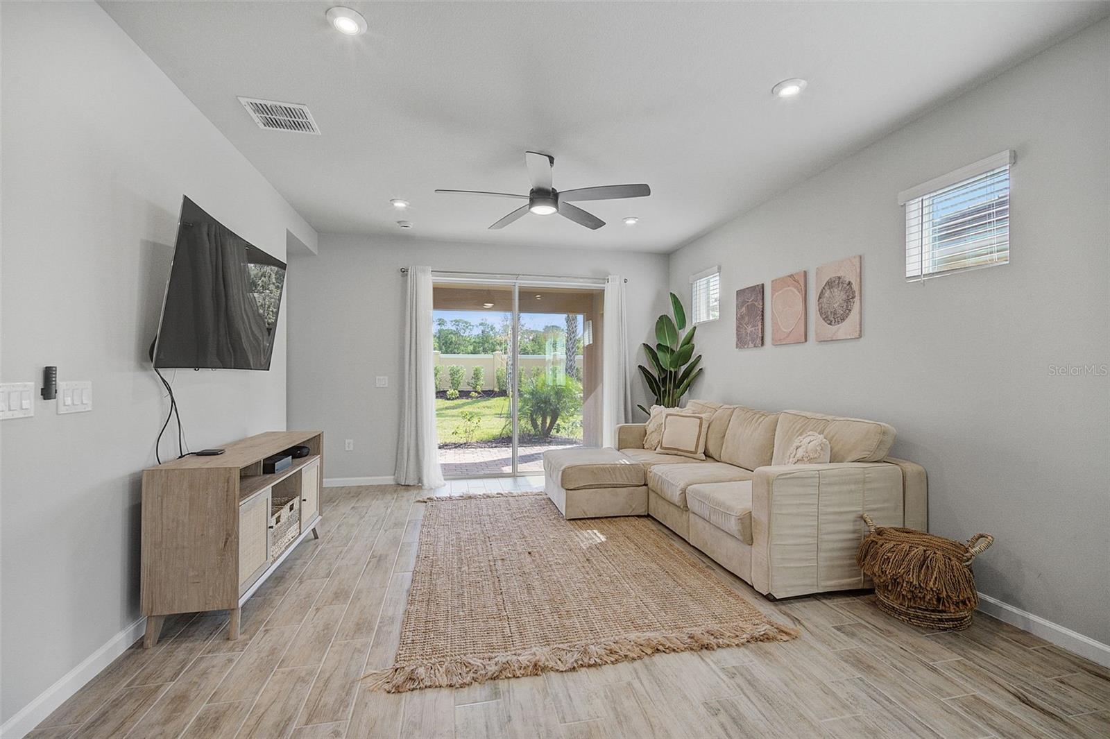 RENAISSANCE AT WELLEN PARK - Residential