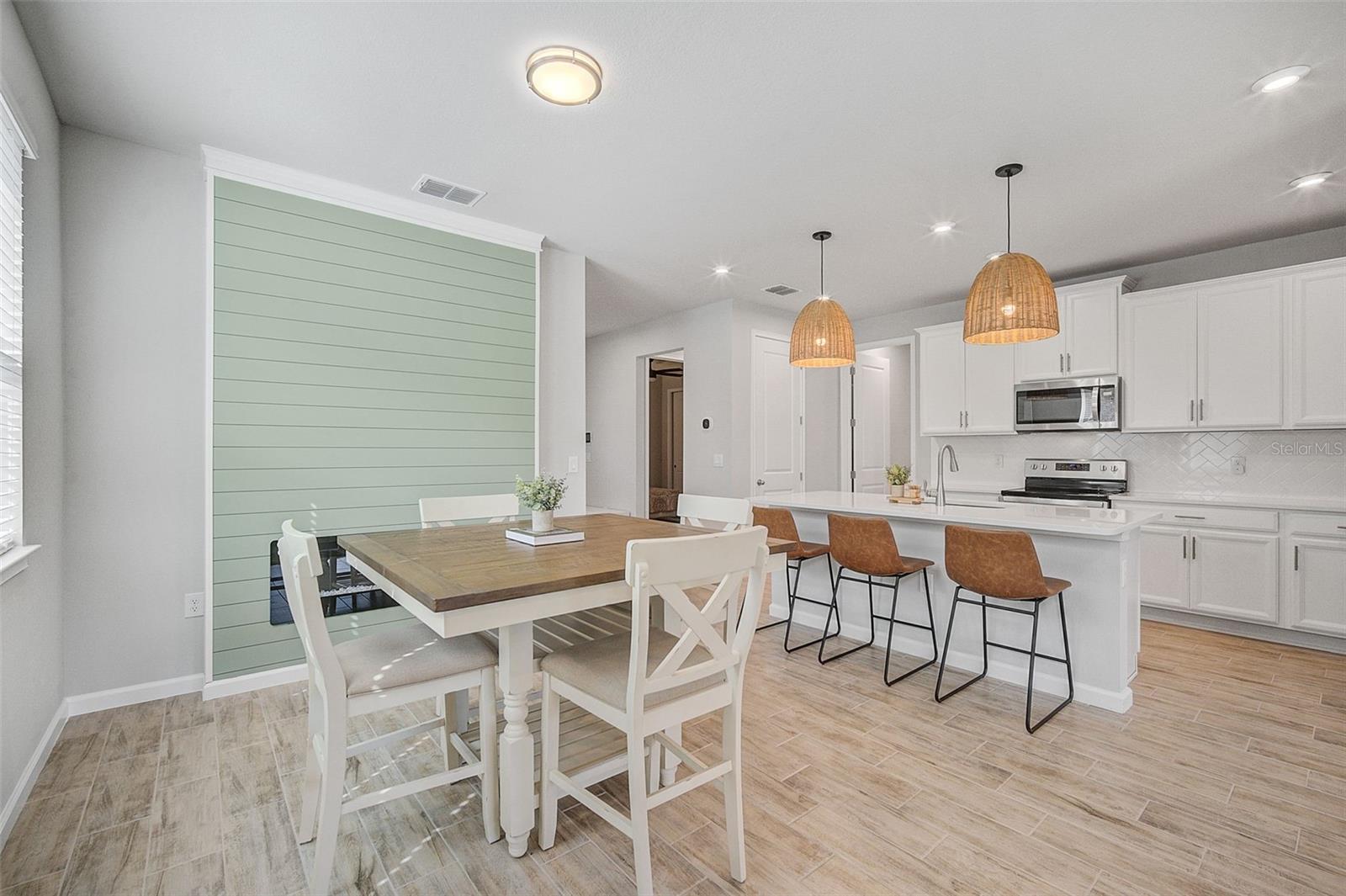 RENAISSANCE AT WELLEN PARK - Residential