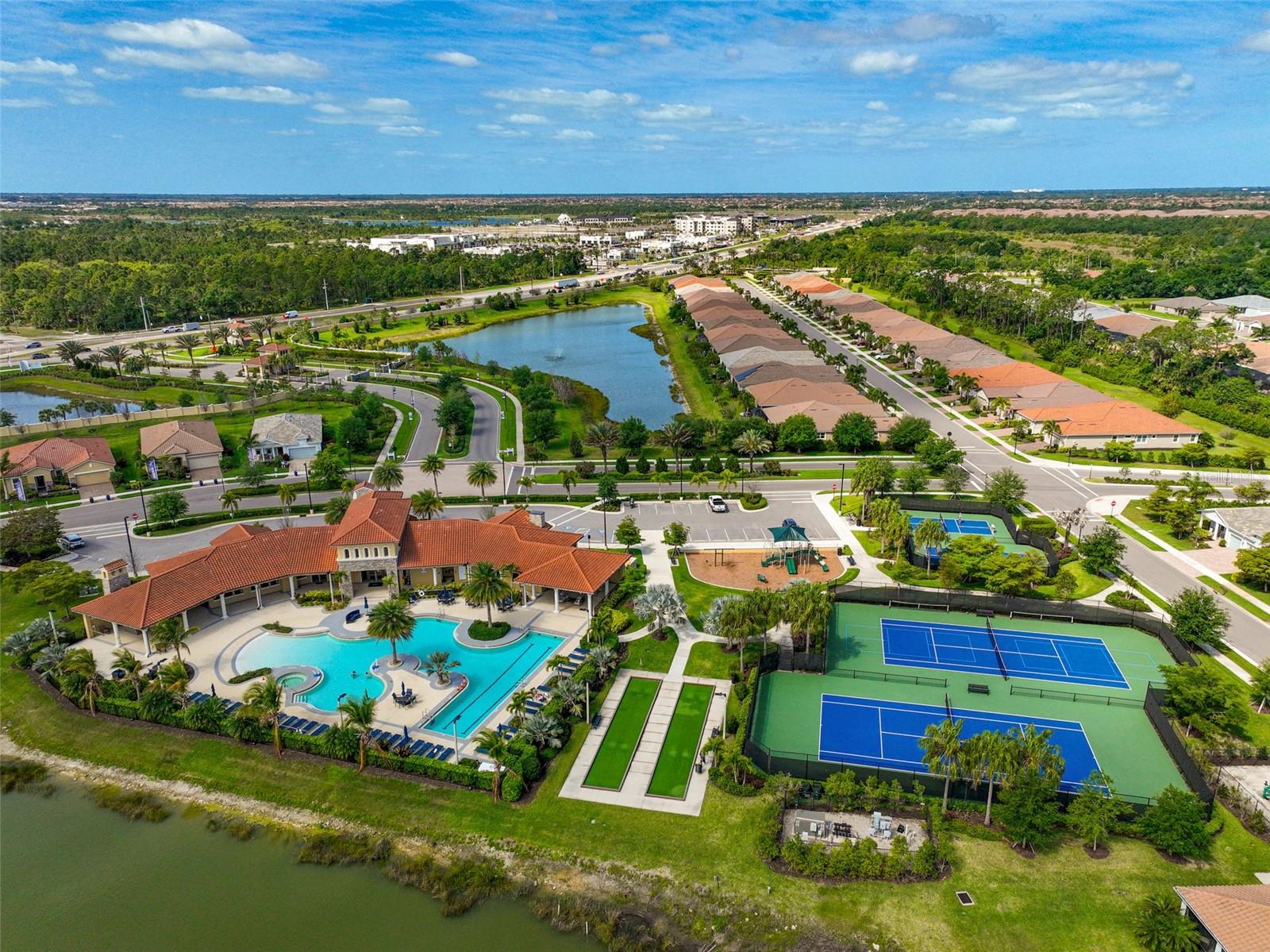 RENAISSANCE AT WELLEN PARK - Residential