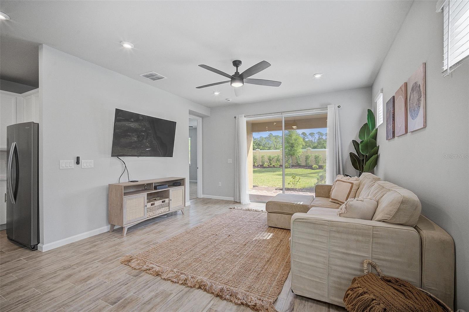 RENAISSANCE AT WELLEN PARK - Residential