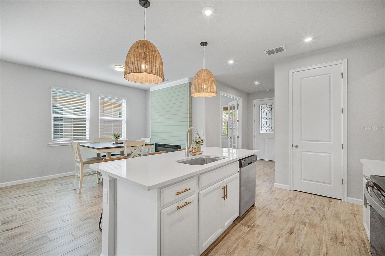 RENAISSANCE AT WELLEN PARK - Residential