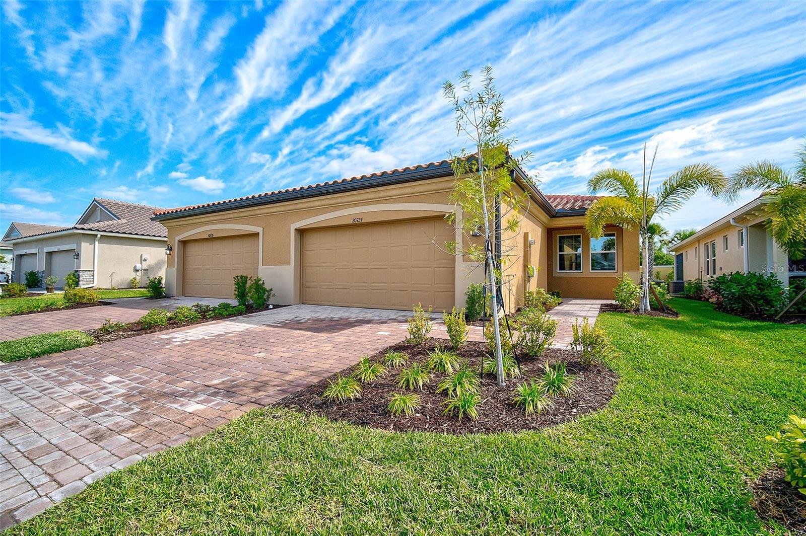 RENAISSANCE AT WELLEN PARK - Residential