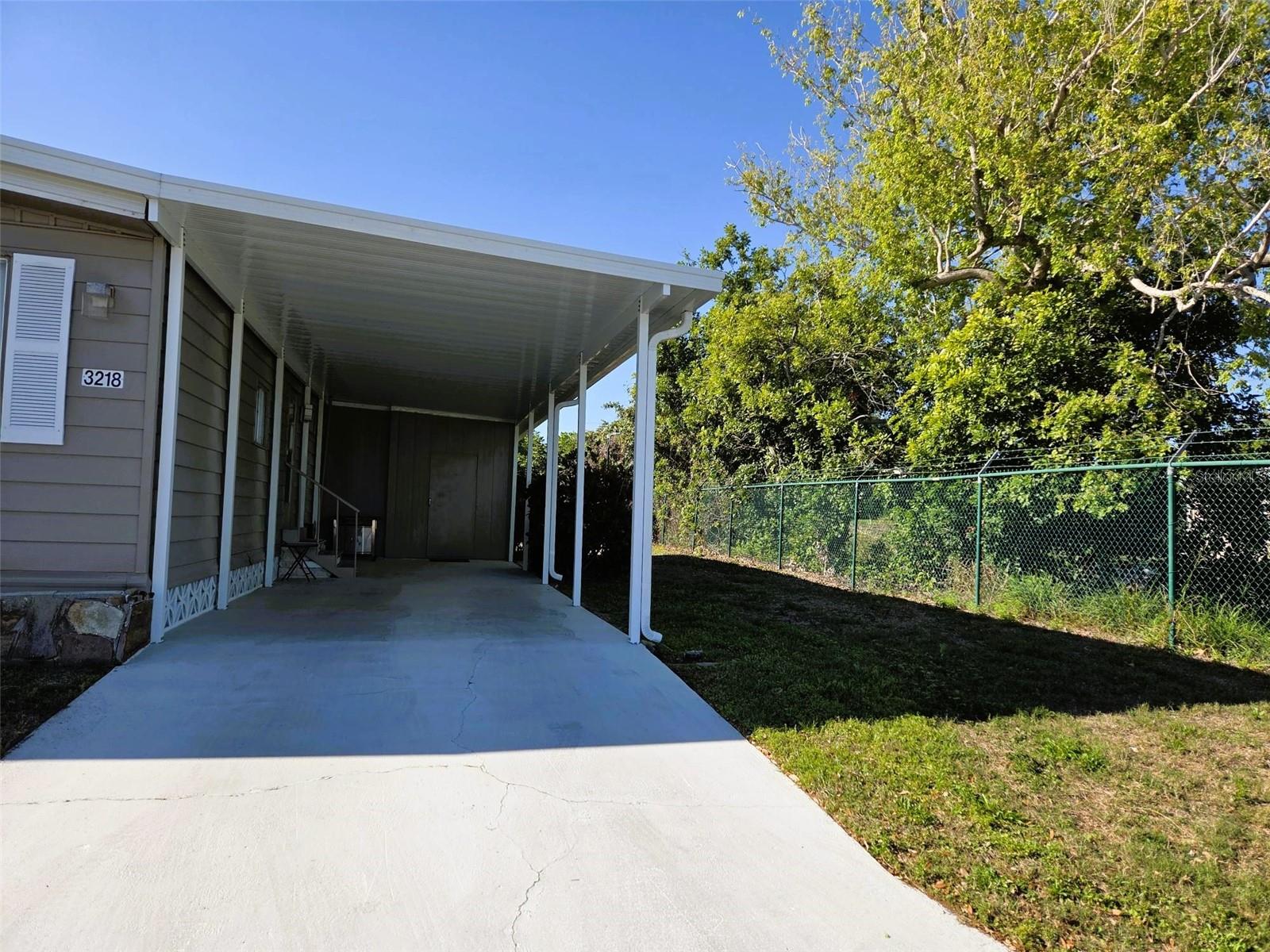 OAKWOOD MANOR - Residential