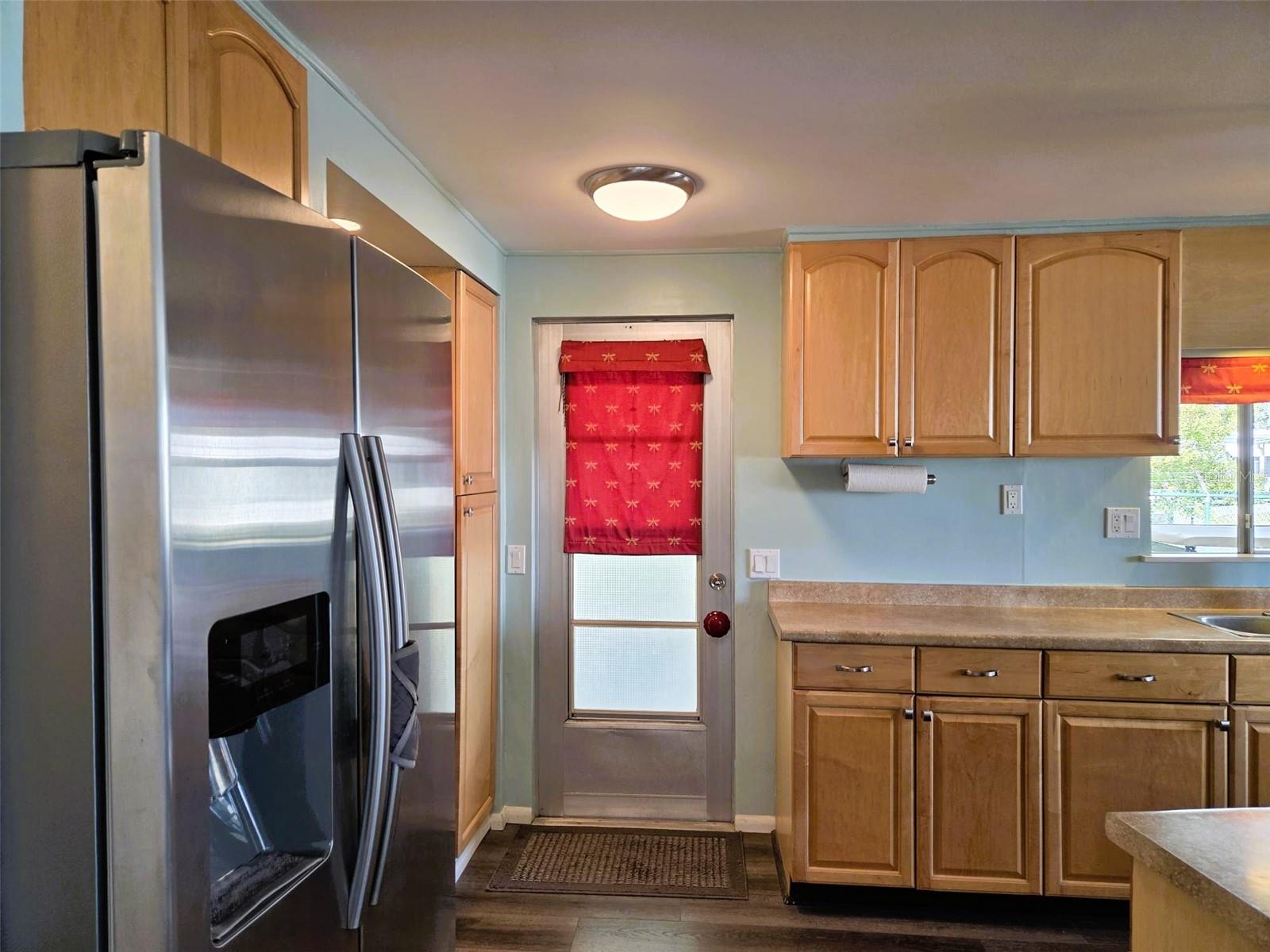 OAKWOOD MANOR - Residential