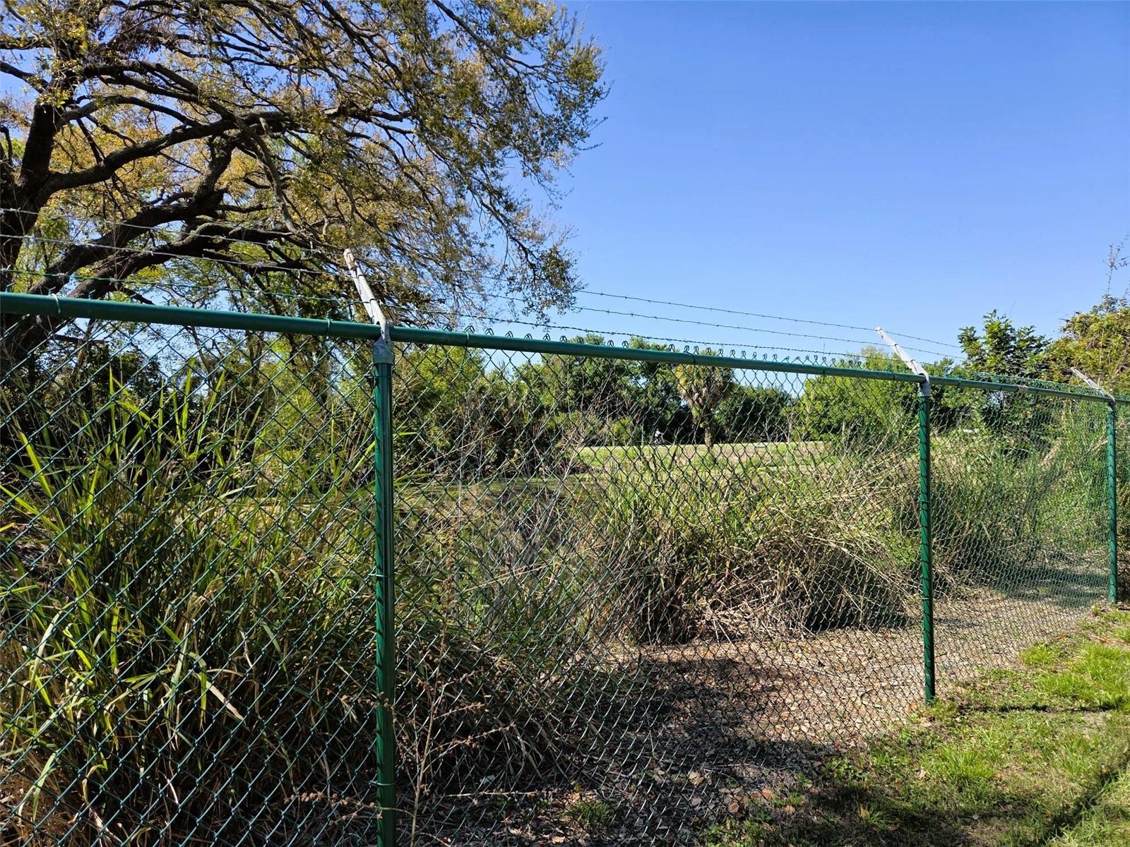 OAKWOOD MANOR - Residential