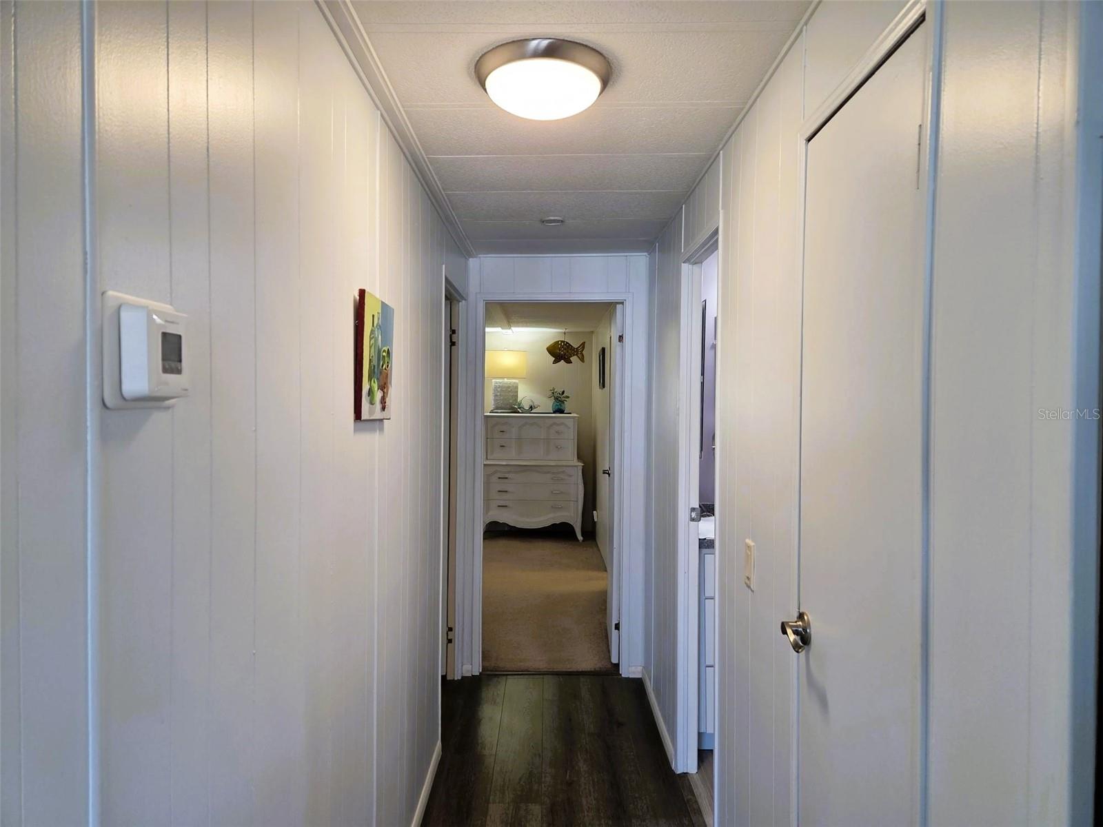 OAKWOOD MANOR - Residential