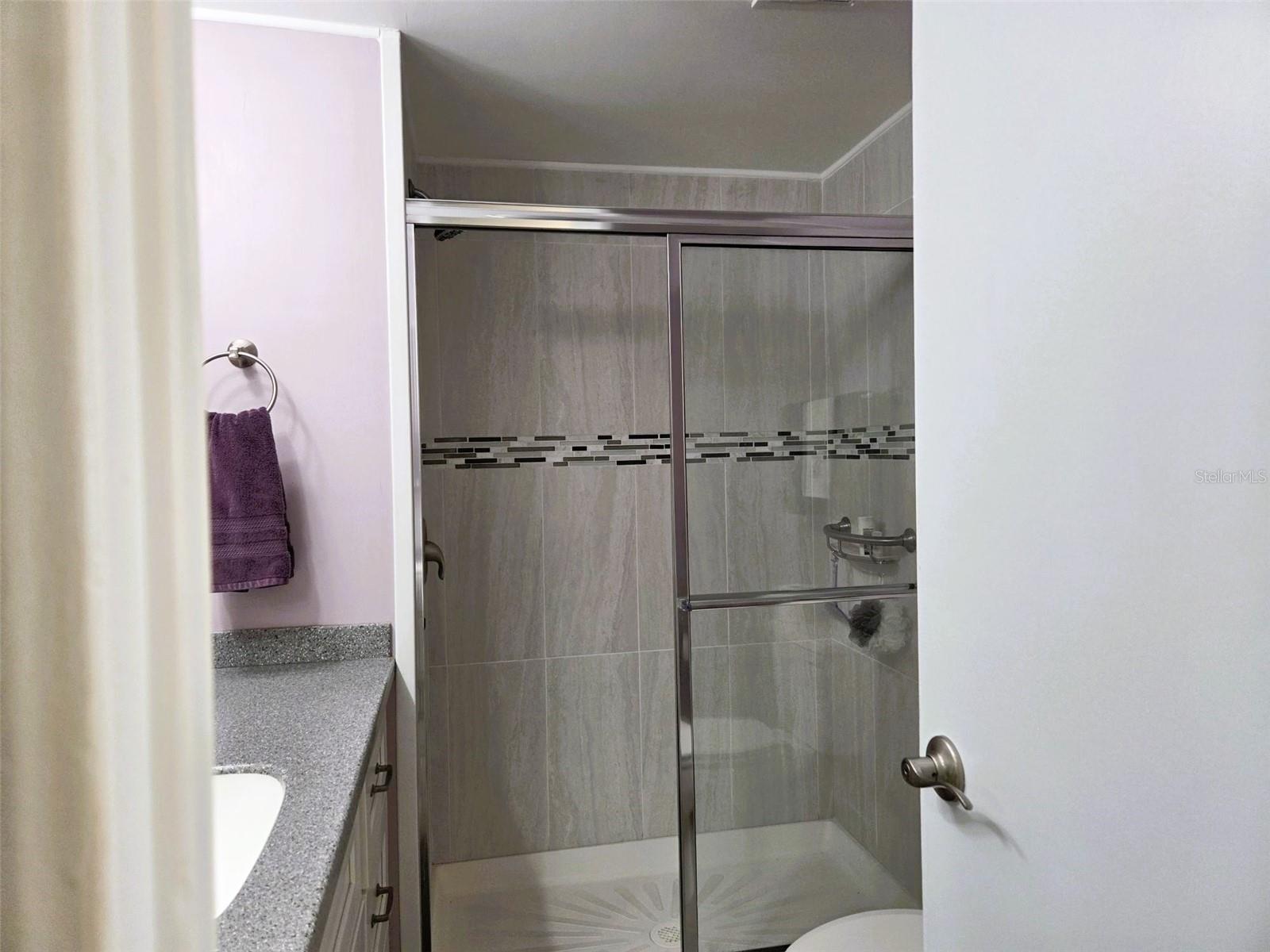 OAKWOOD MANOR - Residential