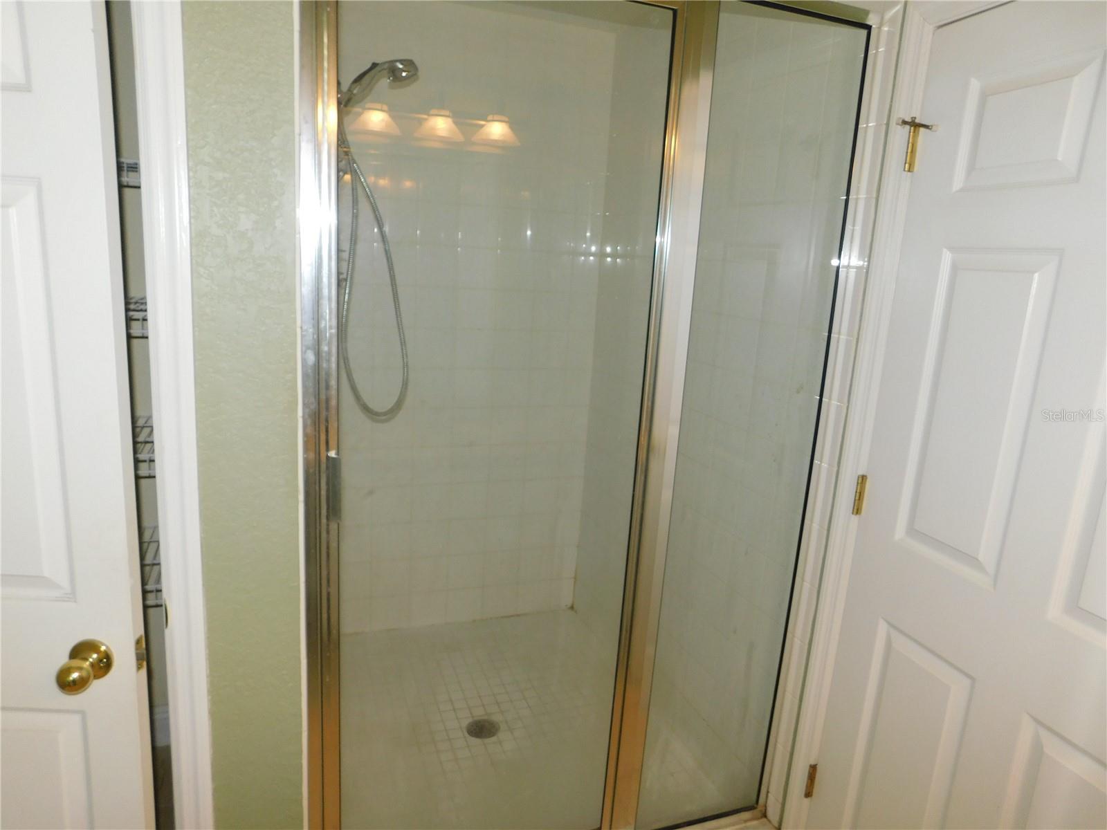 NEWPORT TWNHMS - Residential Lease