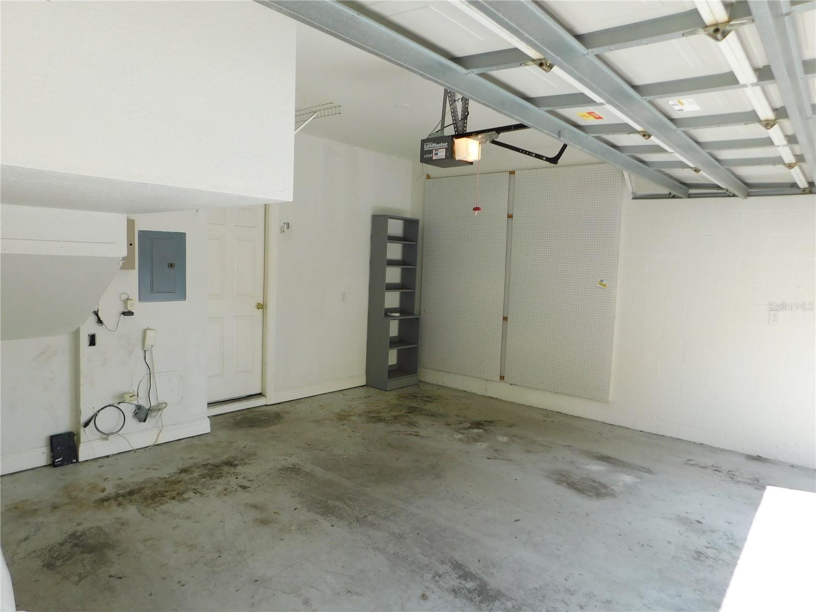 NEWPORT TWNHMS - Residential Lease