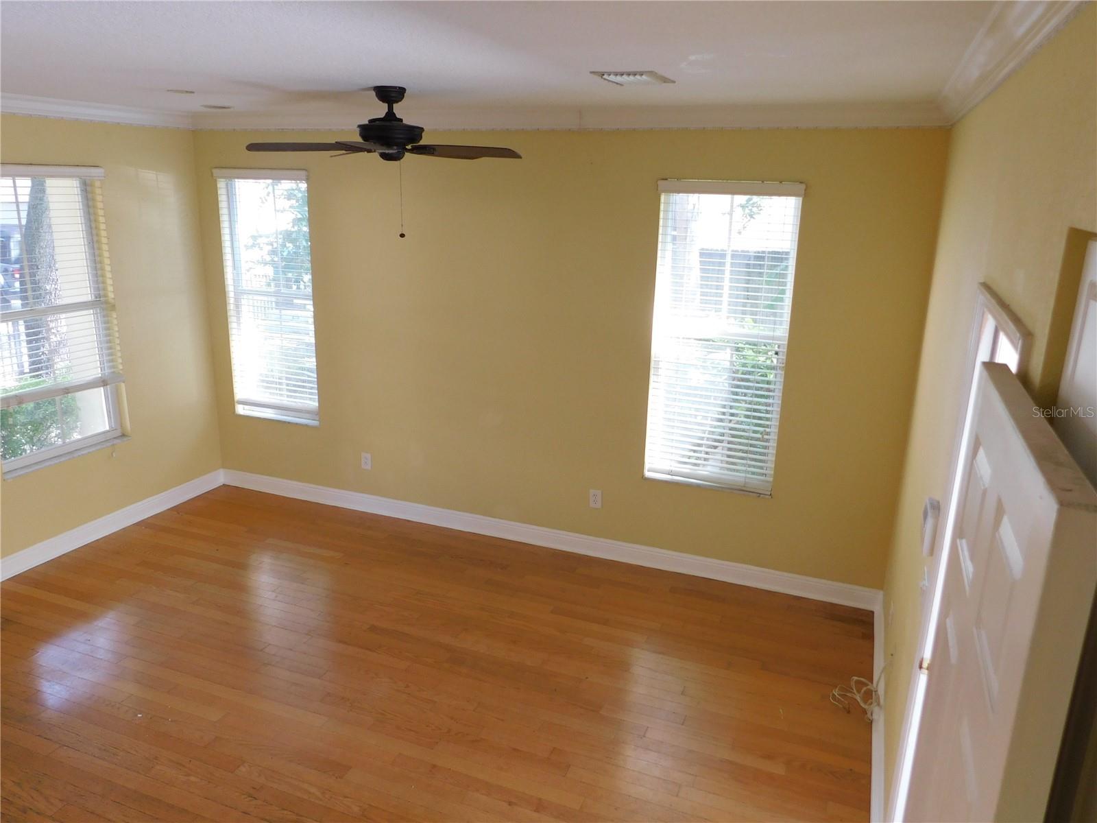 NEWPORT TWNHMS - Residential Lease