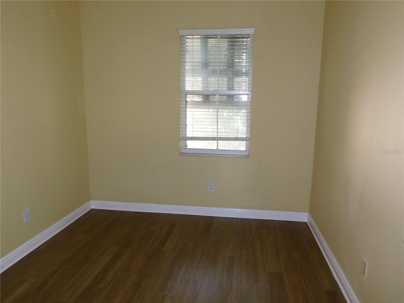 NEWPORT TWNHMS - Residential Lease