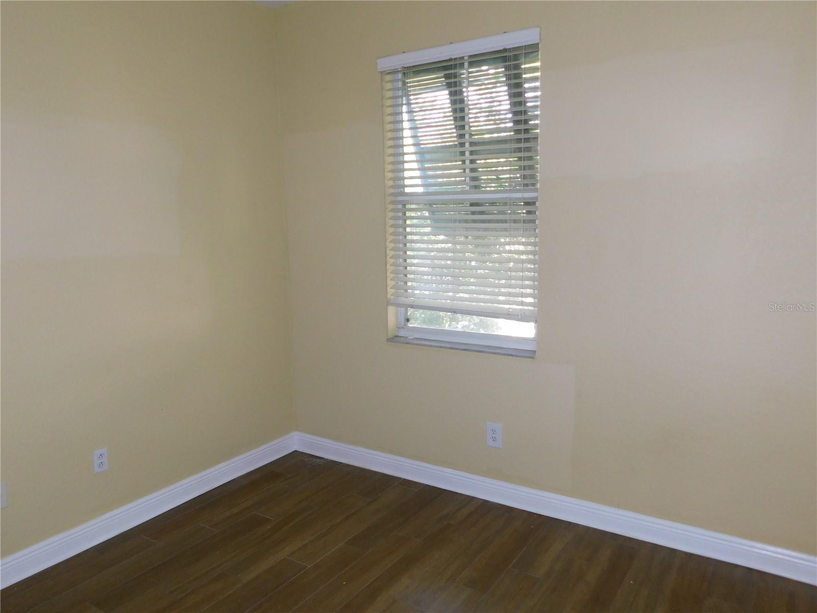 NEWPORT TWNHMS - Residential Lease