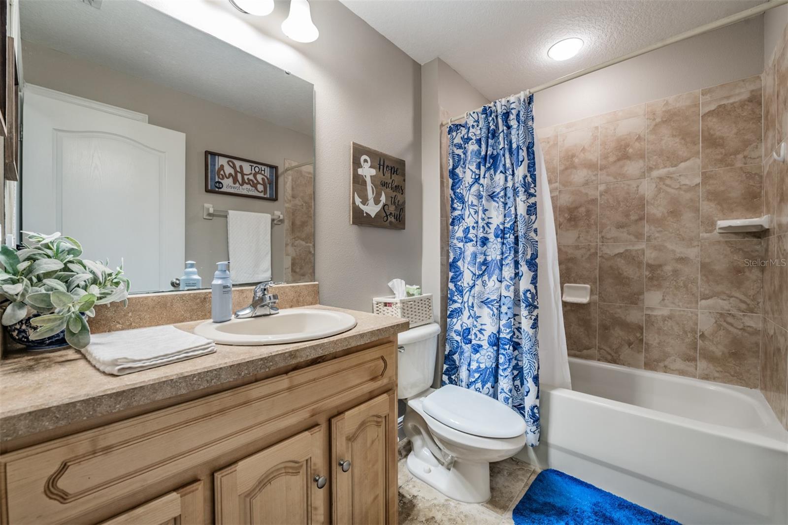 BELLA TERRACE - Residential