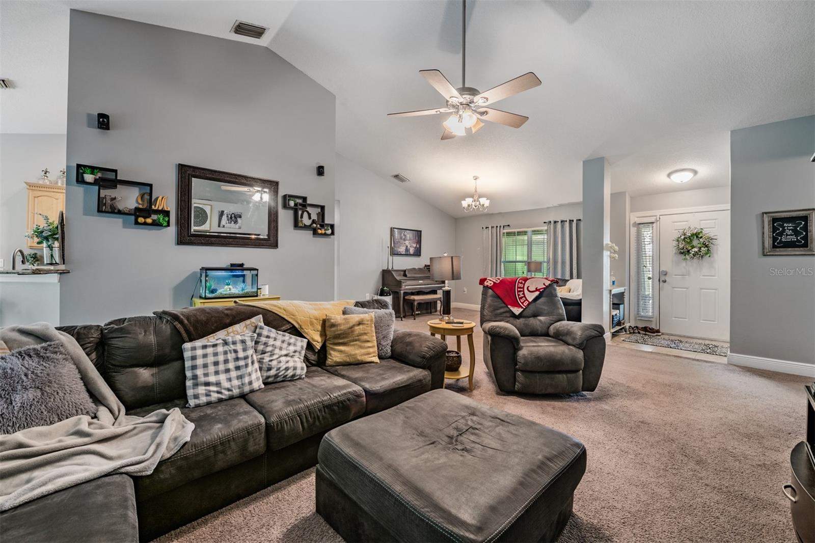 BELLA TERRACE - Residential