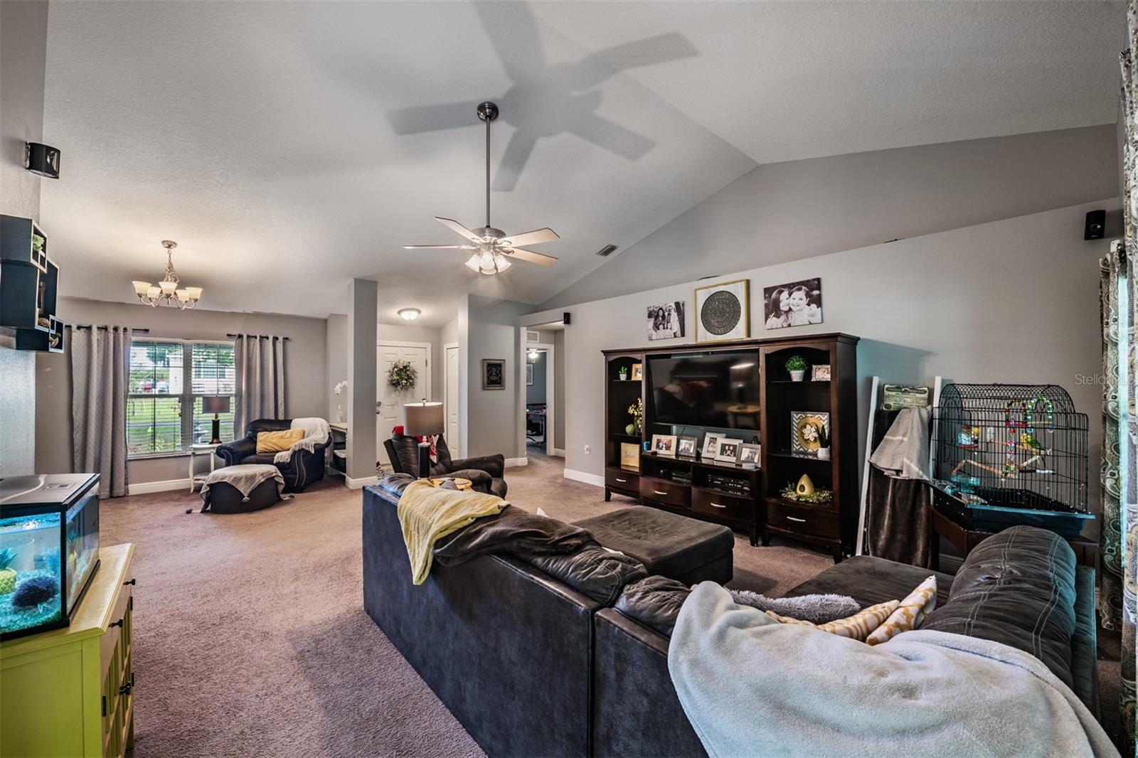 BELLA TERRACE - Residential