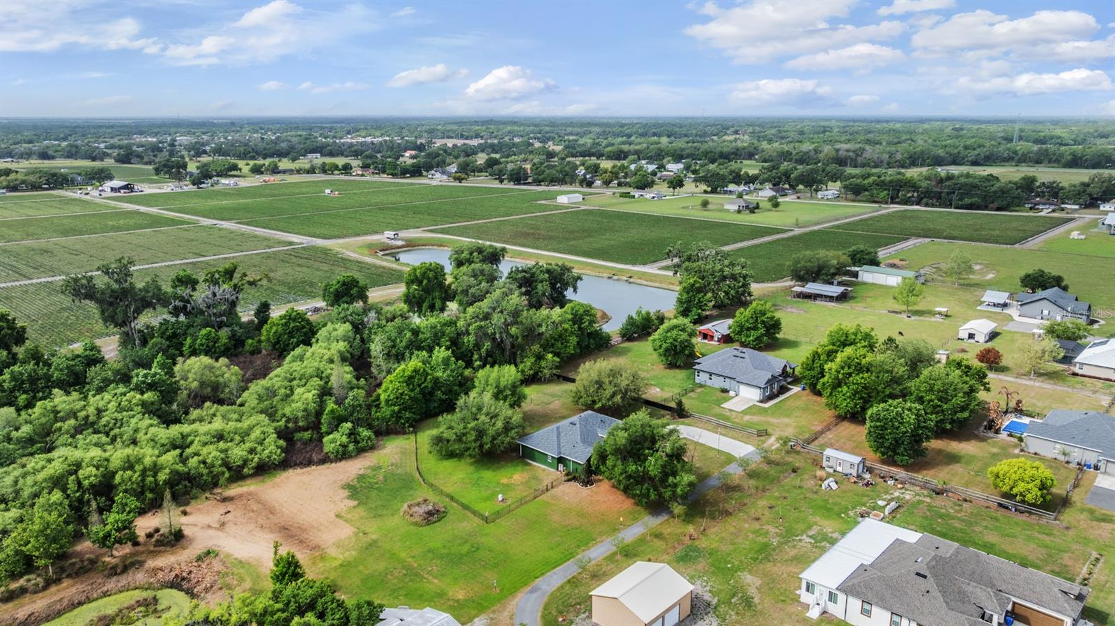 BELLA TERRACE - Residential