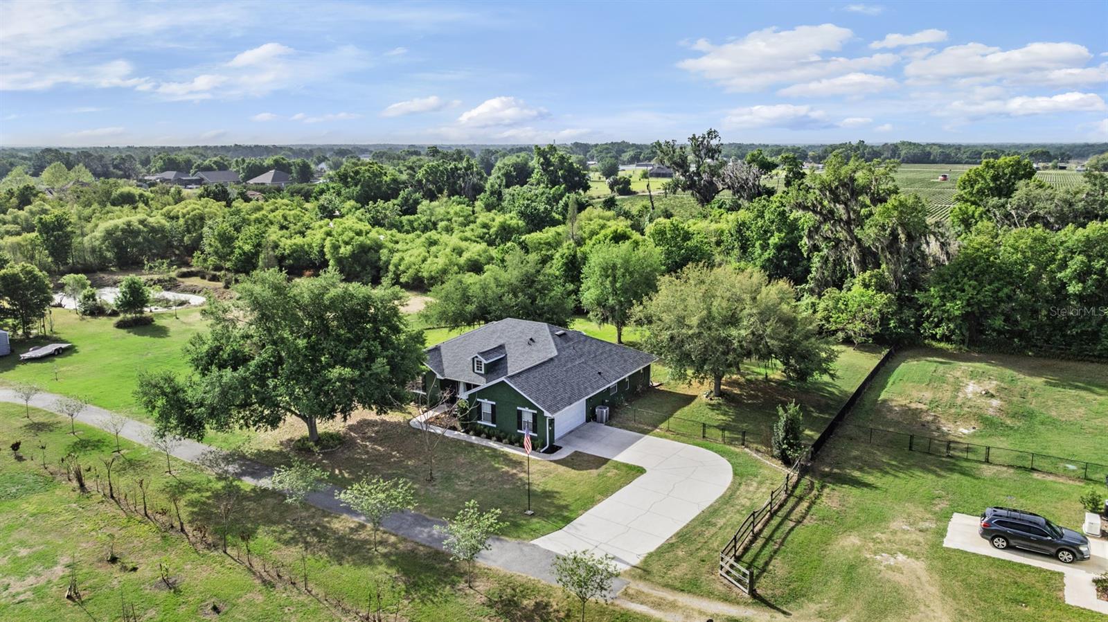 BELLA TERRACE - Residential