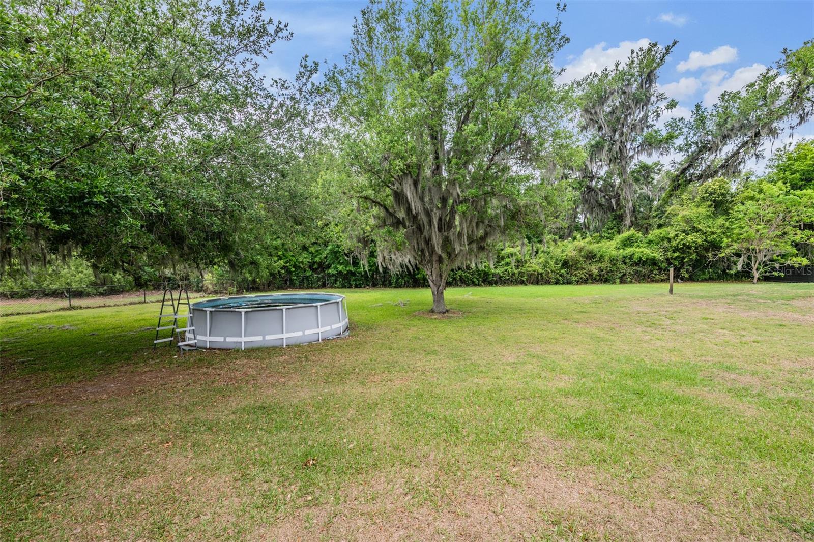 BELLA TERRACE - Residential